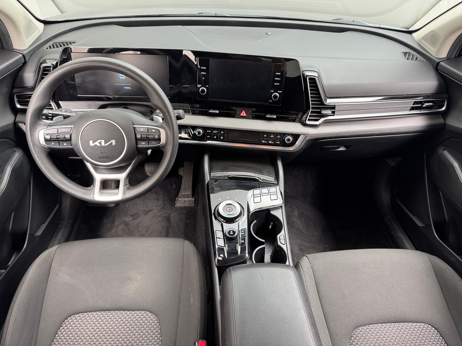 Thumbnail: 2023 Kia Sportage - 3