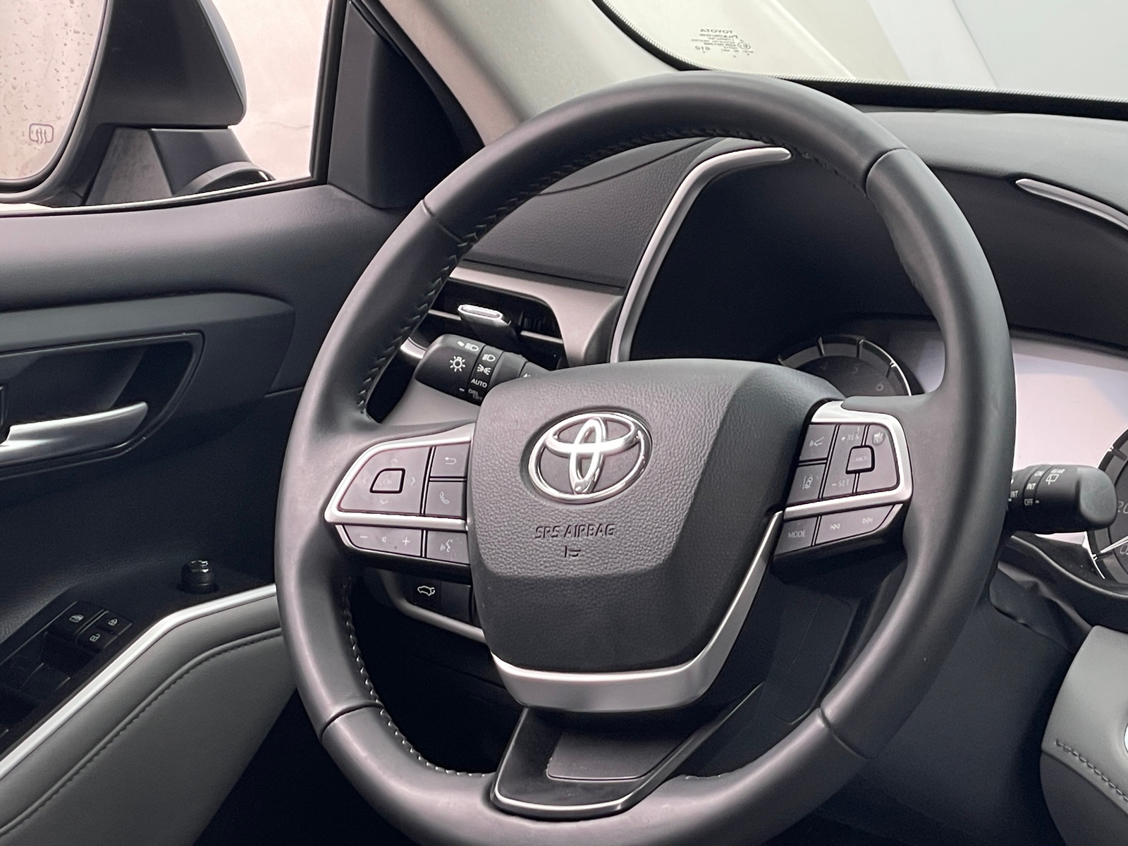 Thumbnail: 2024 Toyota Highlander - 4