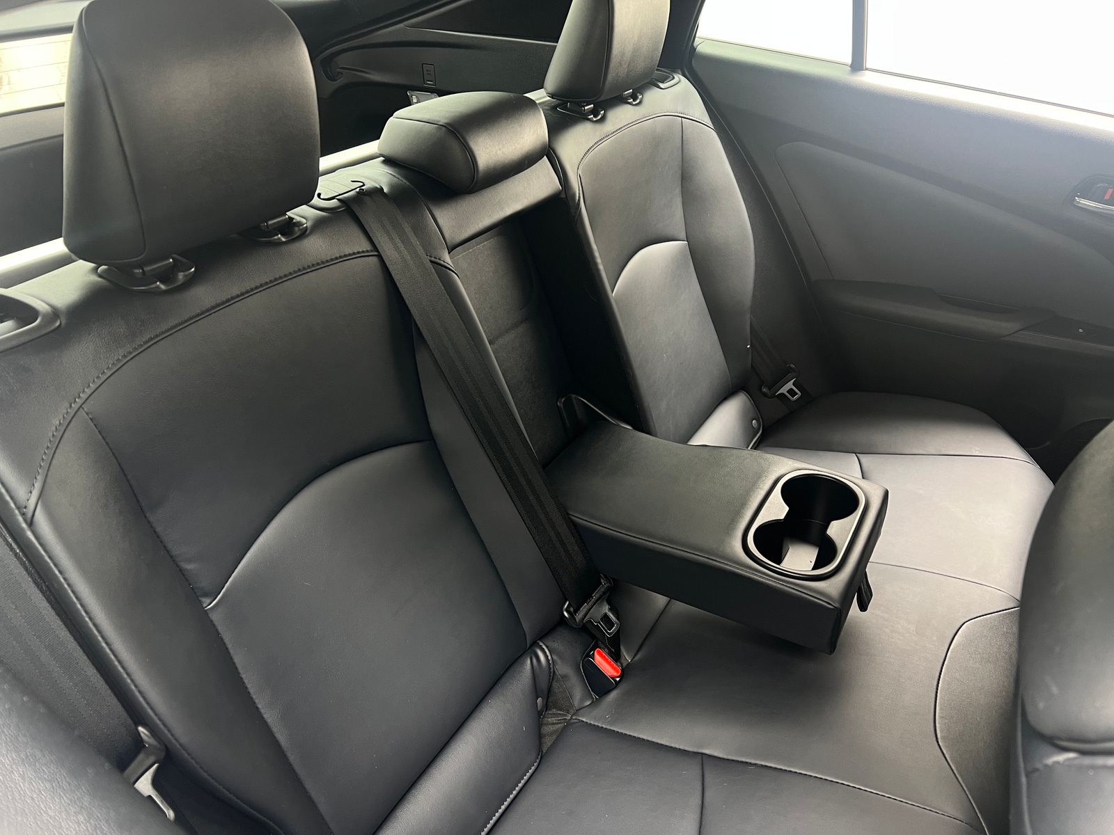 Thumbnail: 2018 Toyota Prius - 5