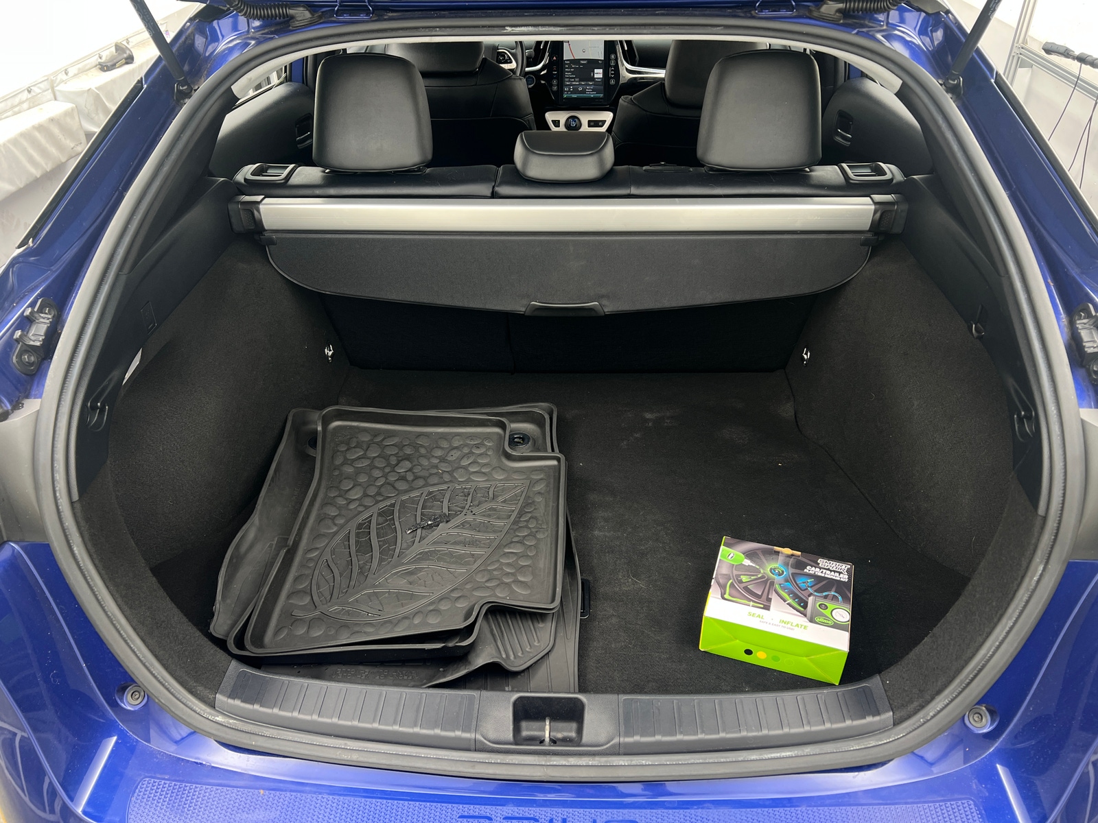 Thumbnail: 2018 Toyota Prius - 6