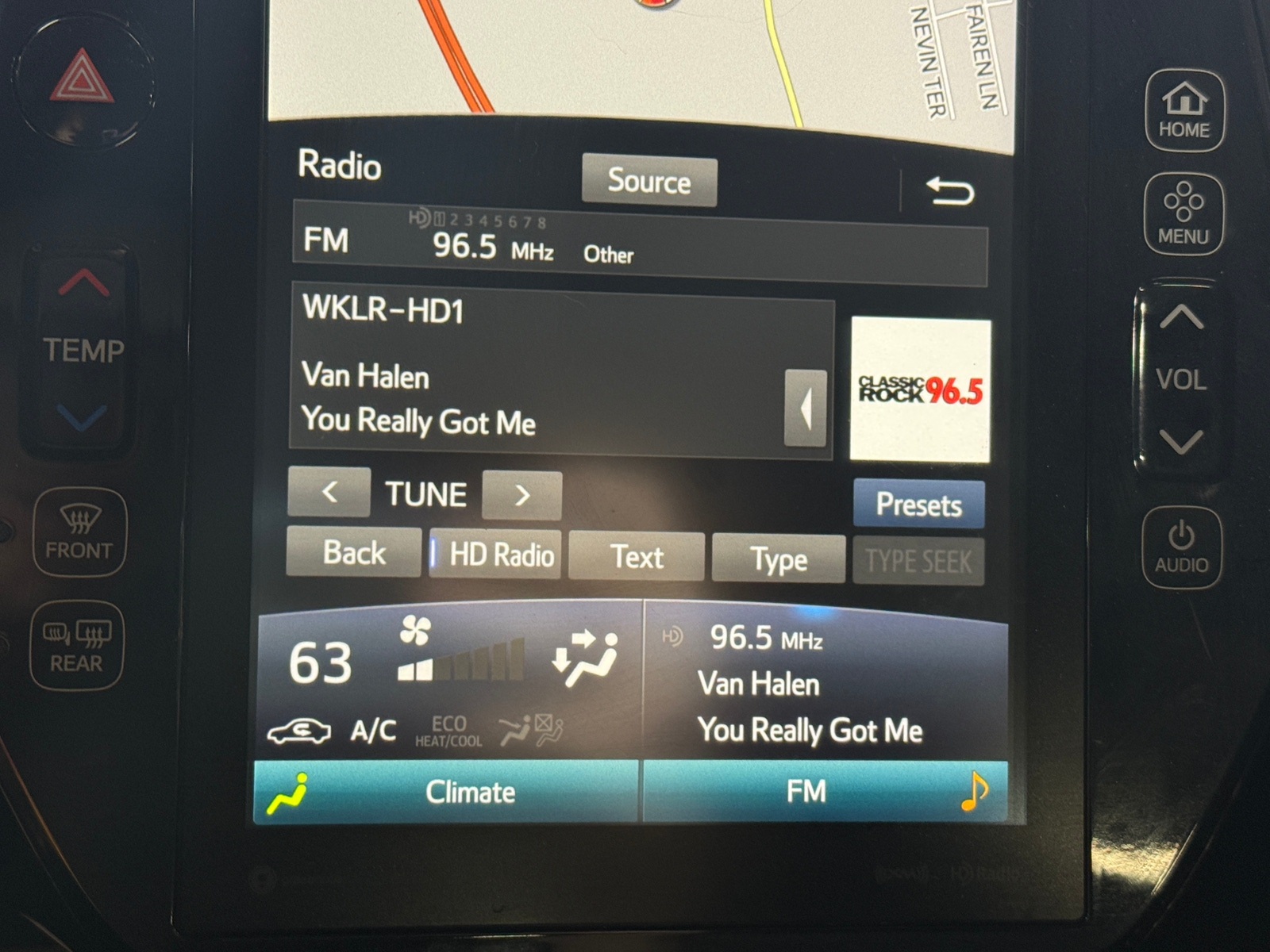 Thumbnail: 2018 Toyota Prius - 3