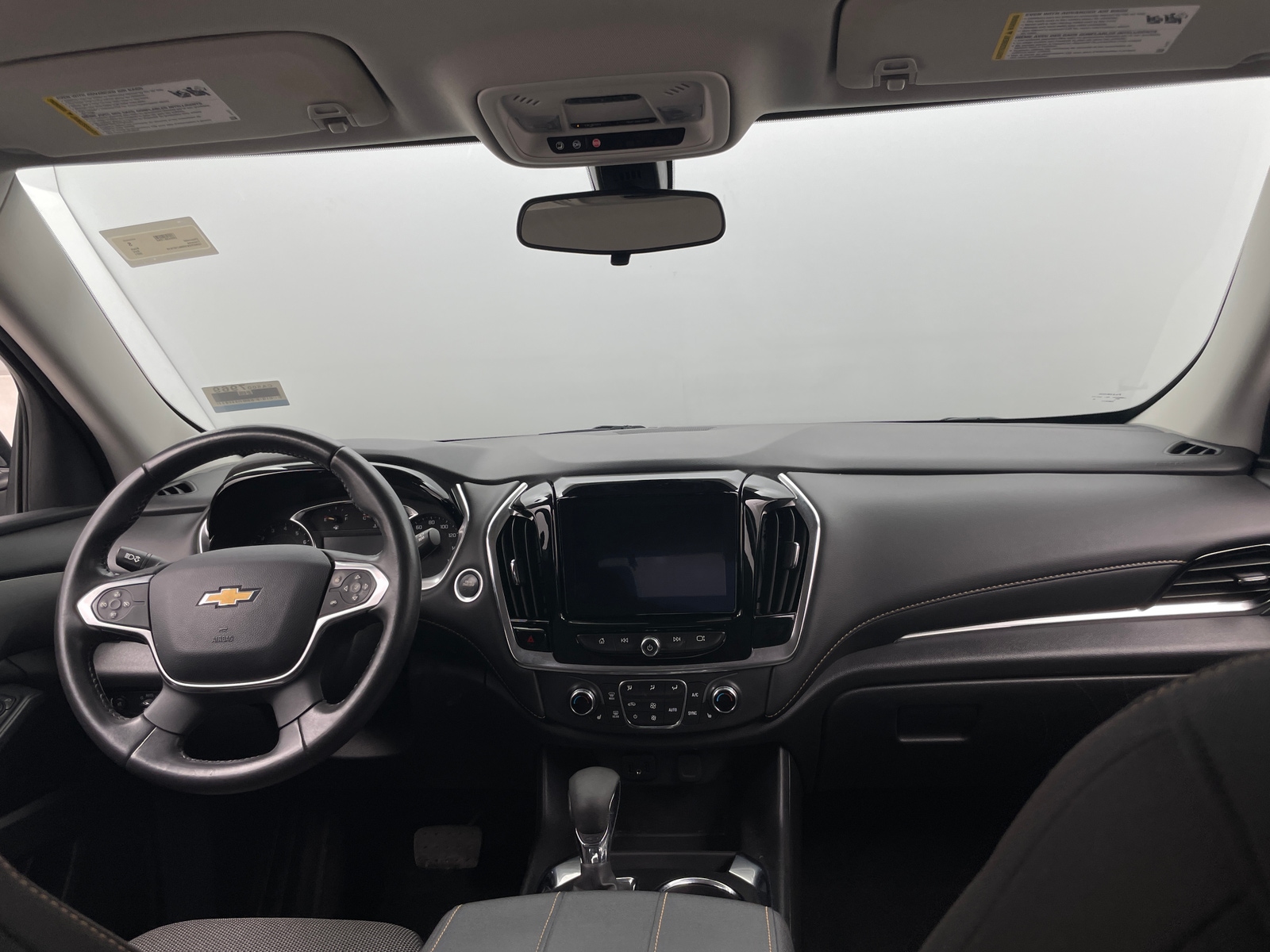 Thumbnail: 2021 Chevrolet Traverse - 3