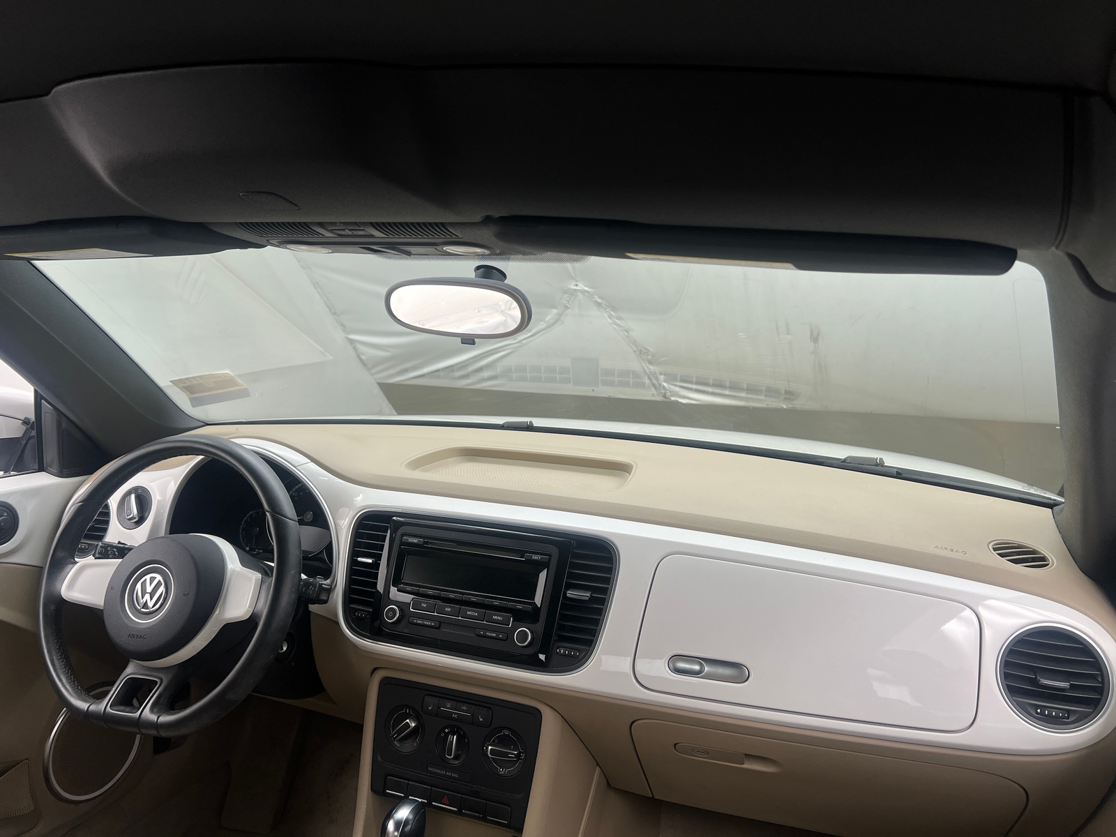 Thumbnail: 2013 Volkswagen Beetle - 3