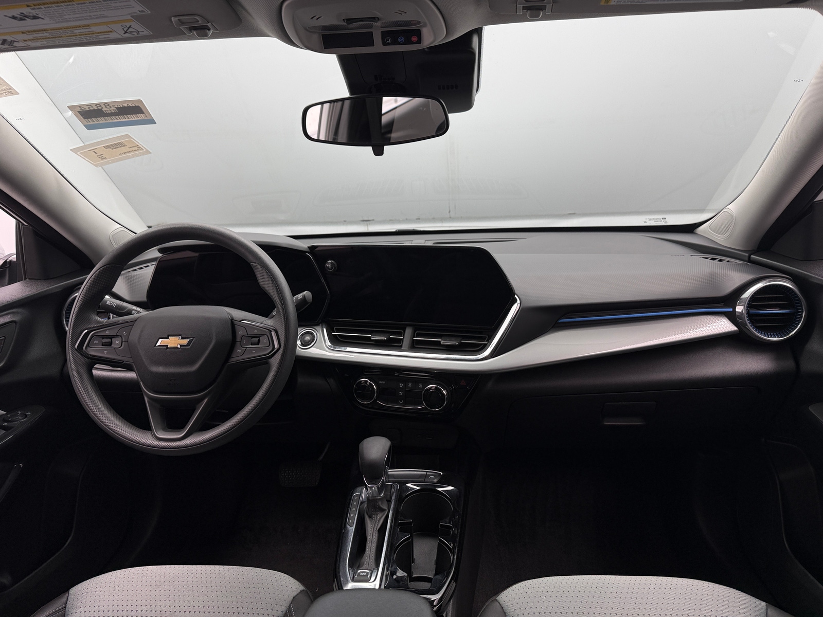 Thumbnail: 2025 Chevrolet Trax - 3