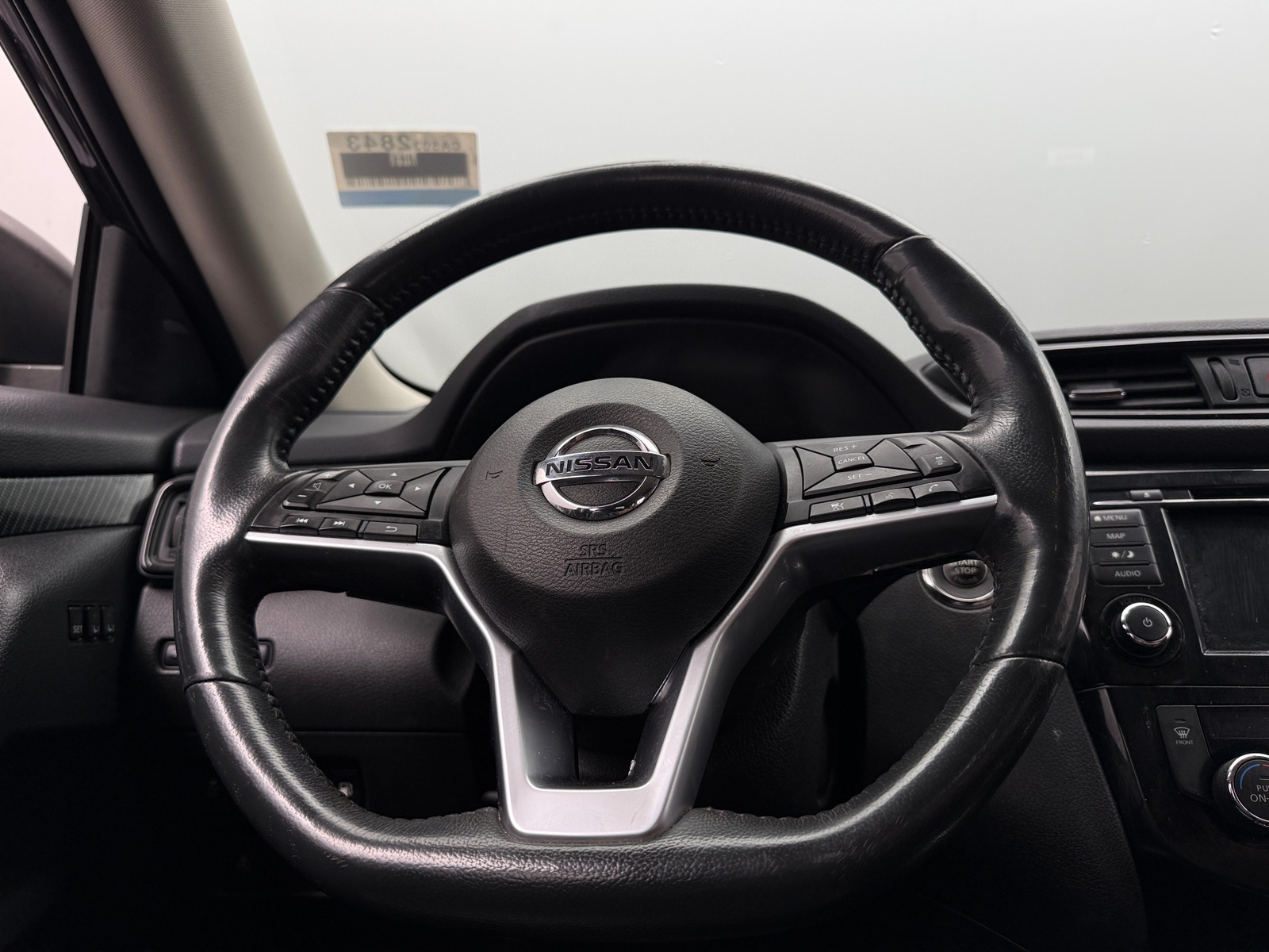 Thumbnail: 2018 Nissan Rogue - 4
