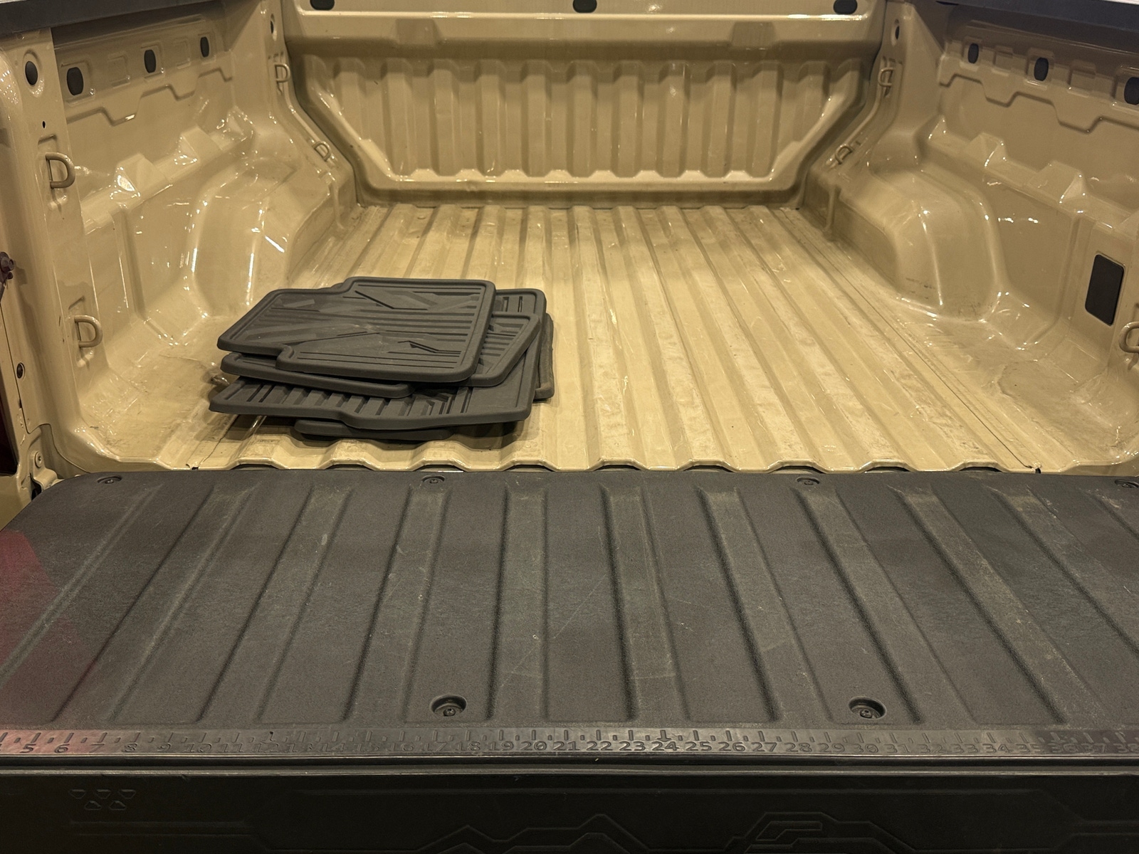 Thumbnail: 2024 Chevrolet Colorado - 7