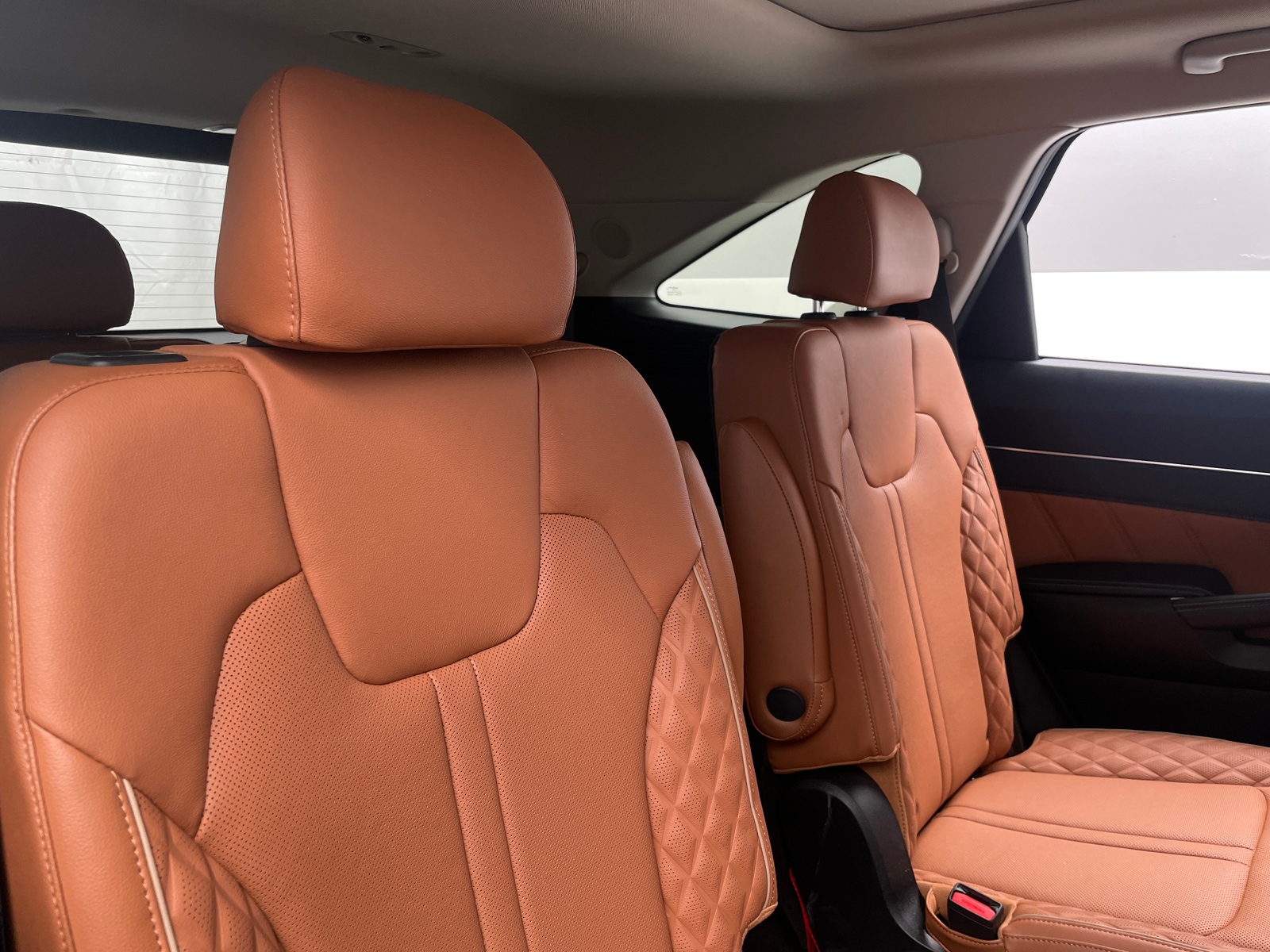 Thumbnail: 2022 Kia Sorento - 5