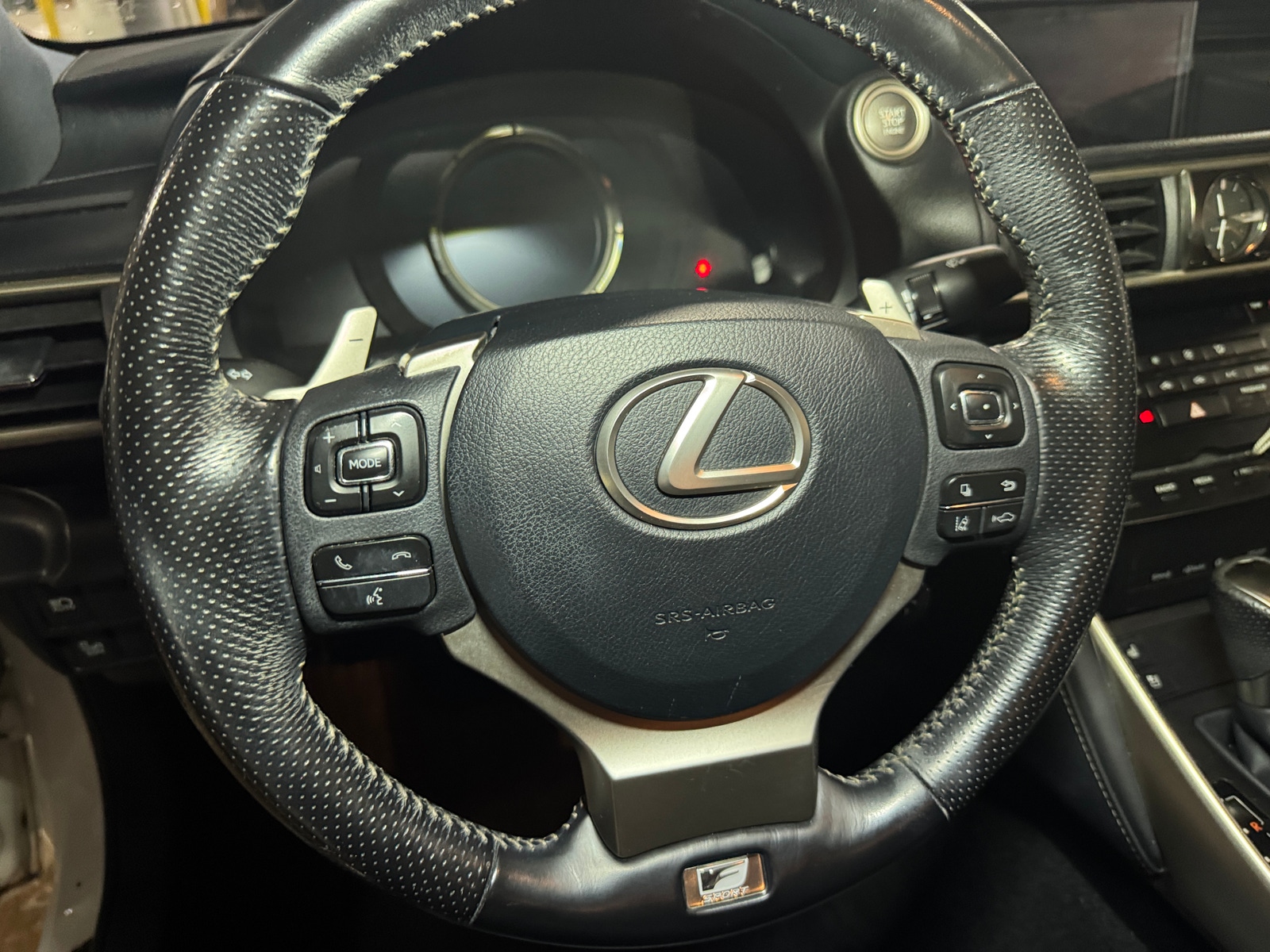 Thumbnail: 2017 Lexus IS - 4