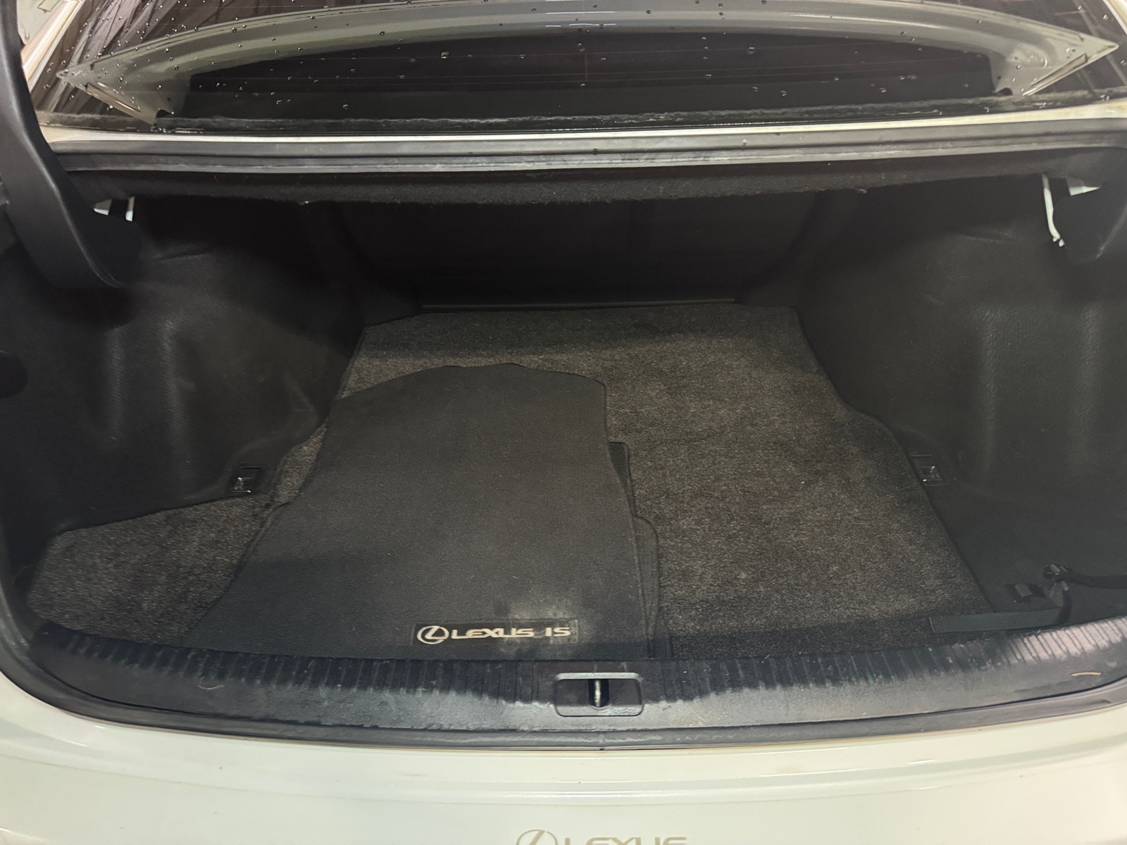 Thumbnail: 2017 Lexus IS - 6