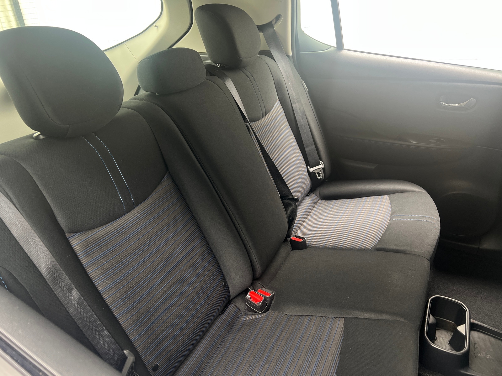 Thumbnail: 2023 Nissan Leaf - 6