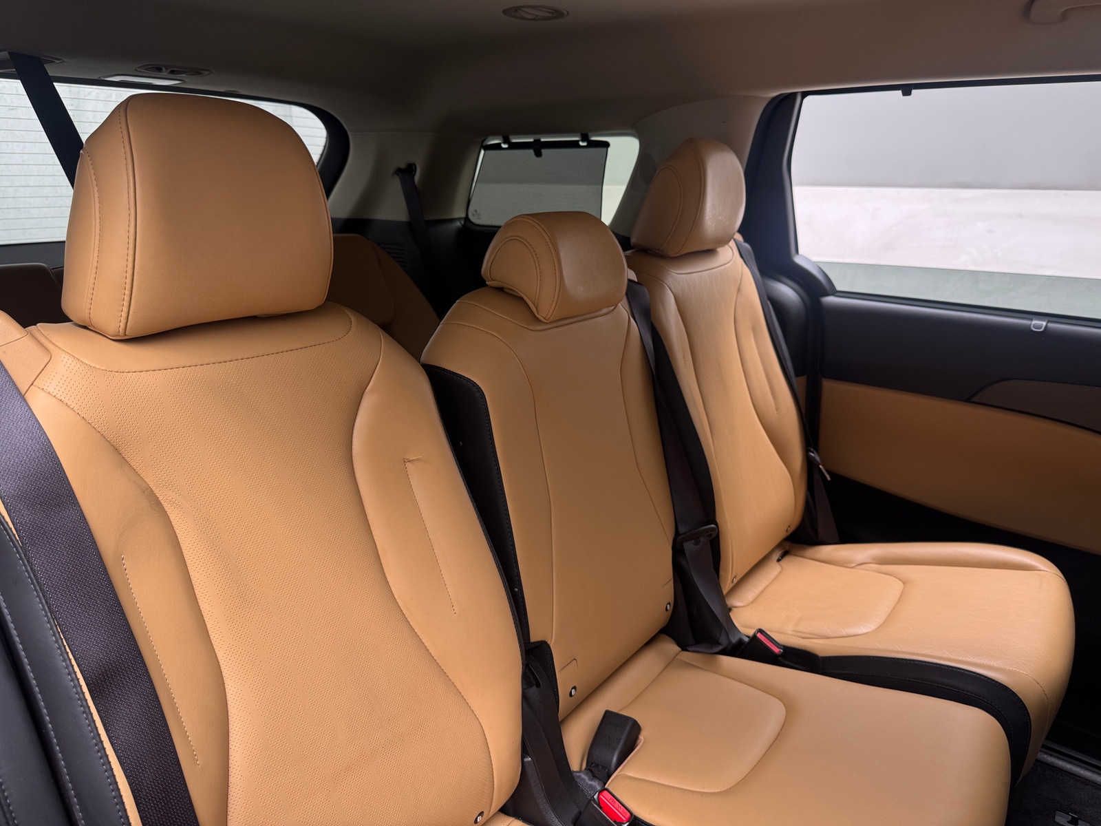 Thumbnail: 2022 Kia Carnival - 5