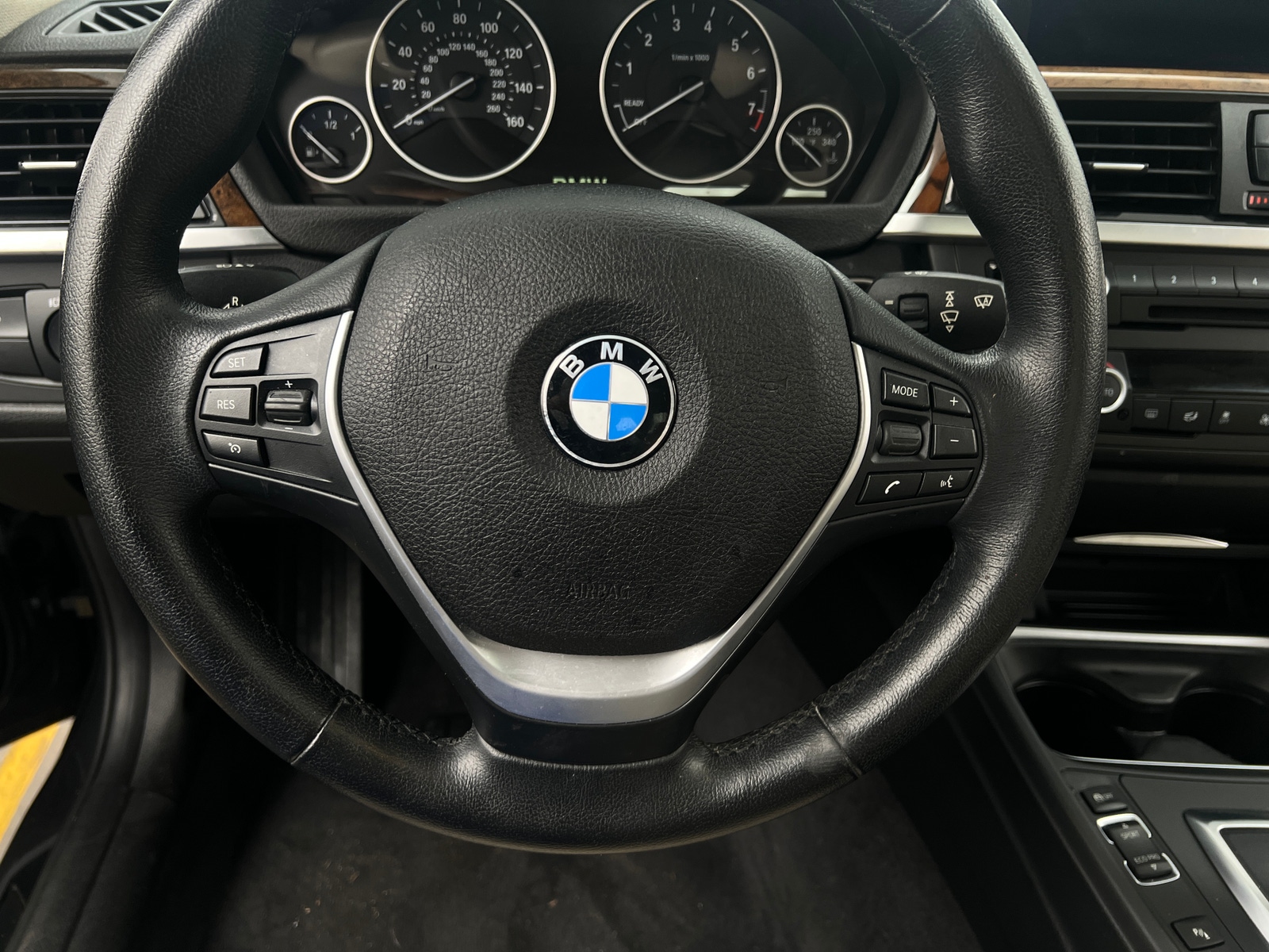 Thumbnail: 2015 BMW 3 Series - 4