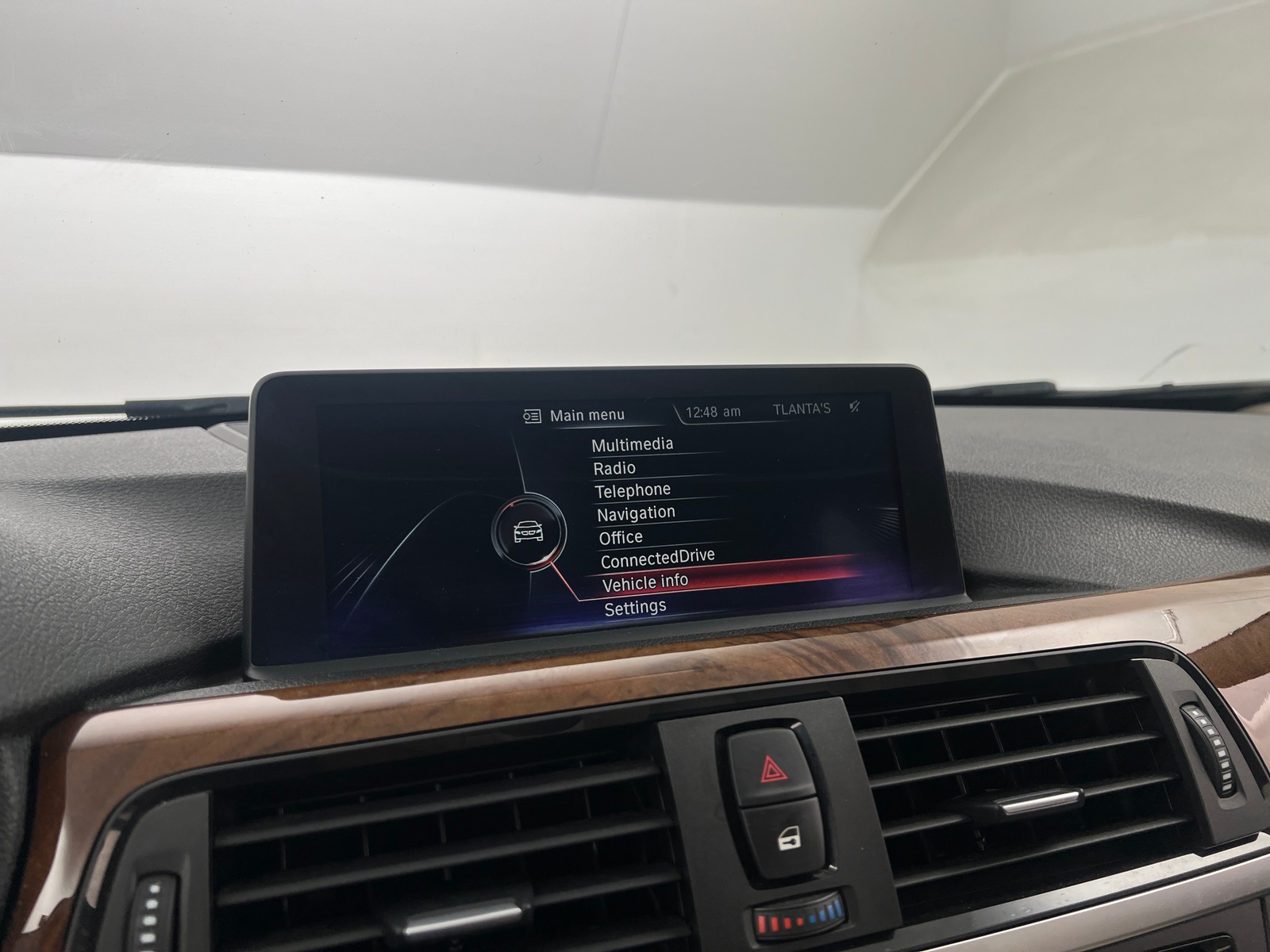 Thumbnail: 2015 BMW 3 Series - 3