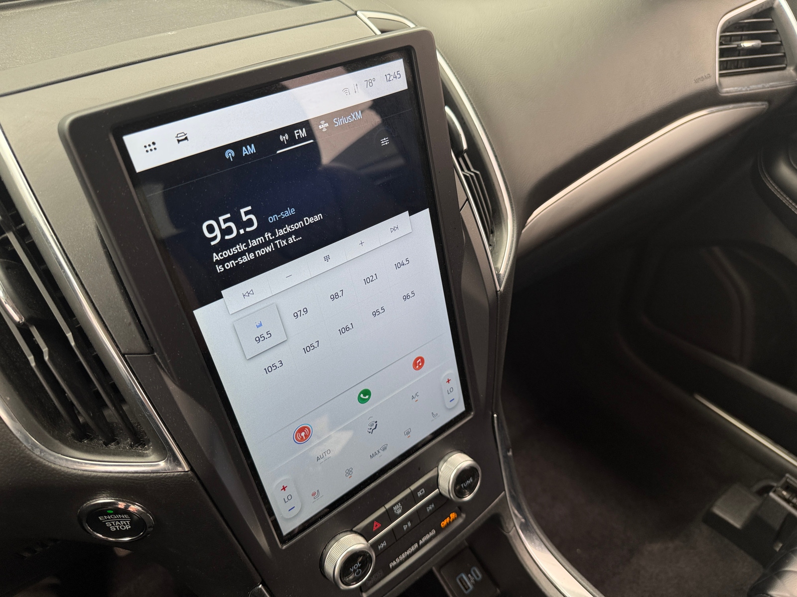 Thumbnail: 2024 Ford Edge - 3