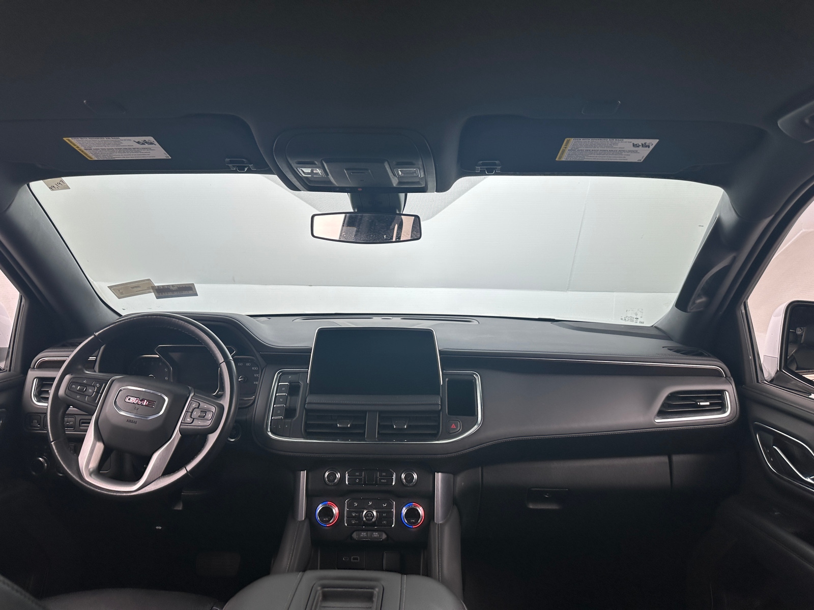 Thumbnail: 2021 GMC Yukon - 3