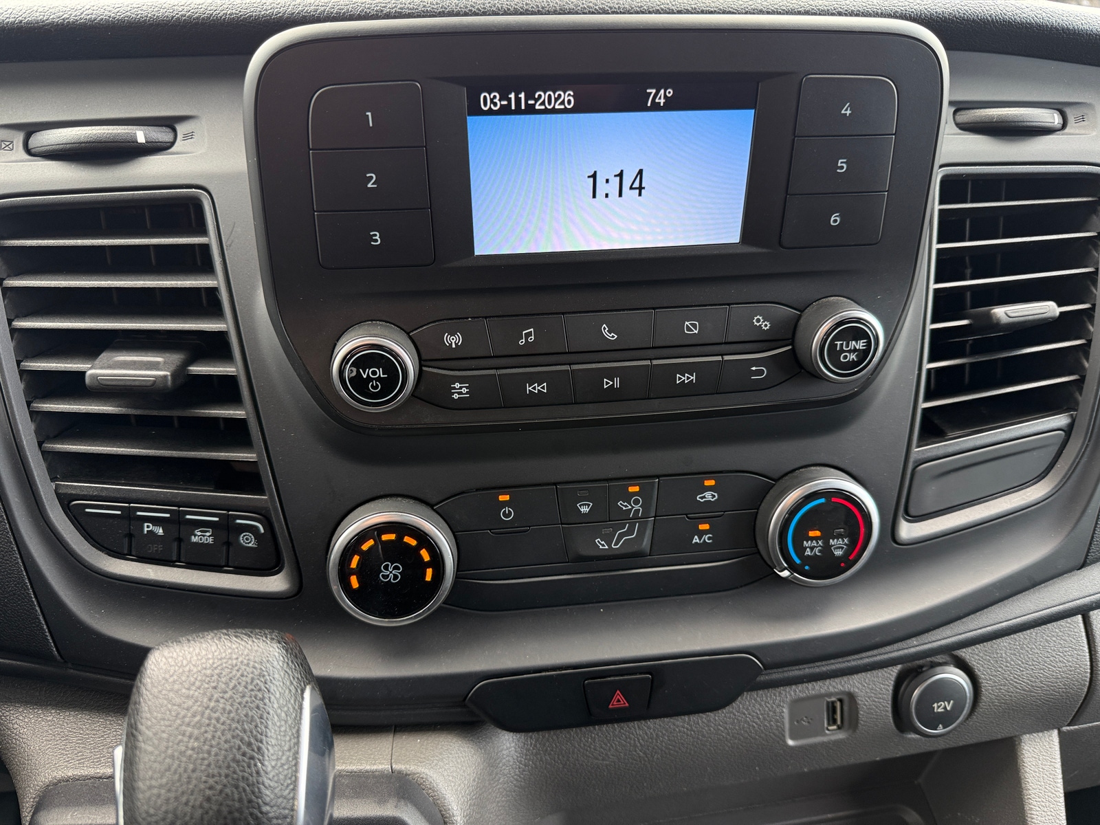 Thumbnail: 2020 Ford Transit Series - 4