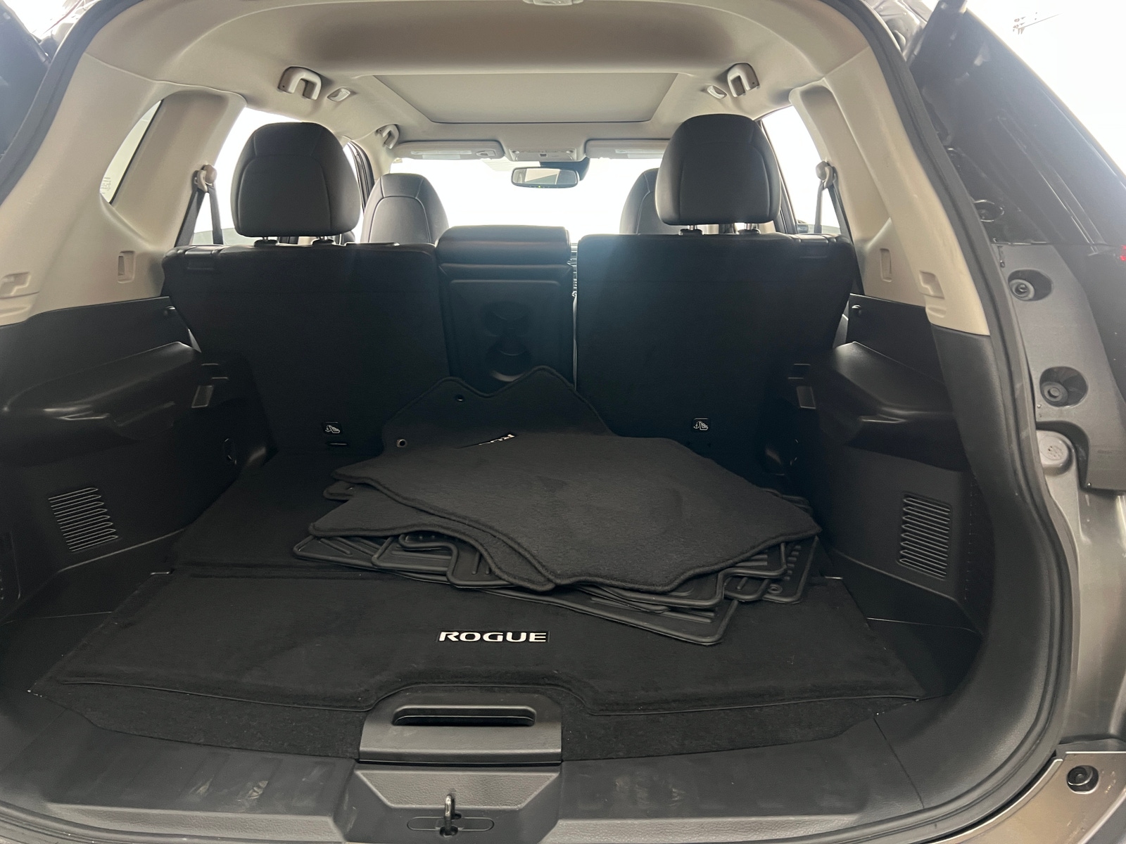 Thumbnail: 2018 Nissan Rogue - 6