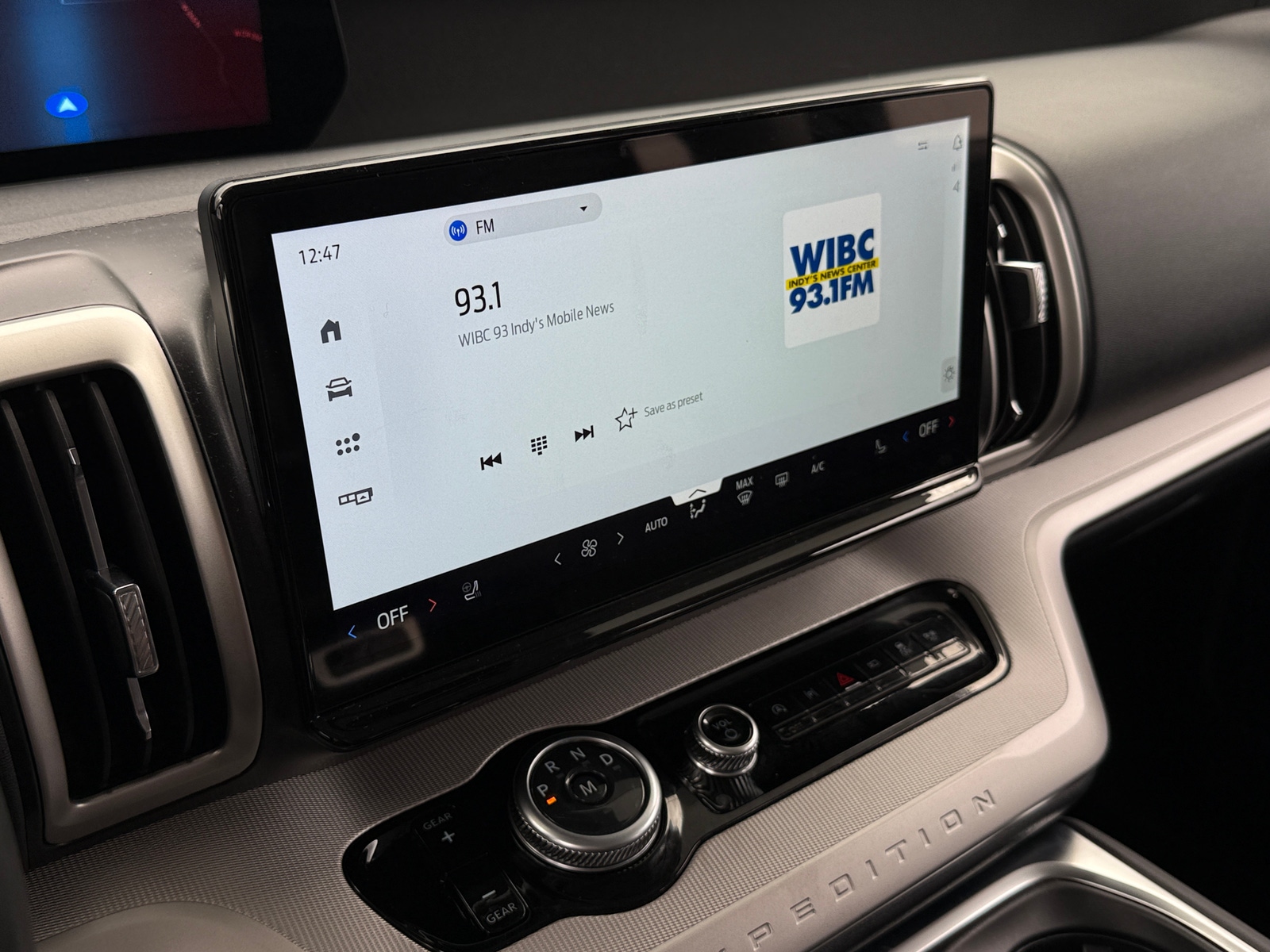 Thumbnail: 2025 Ford Expedition MAX - 4