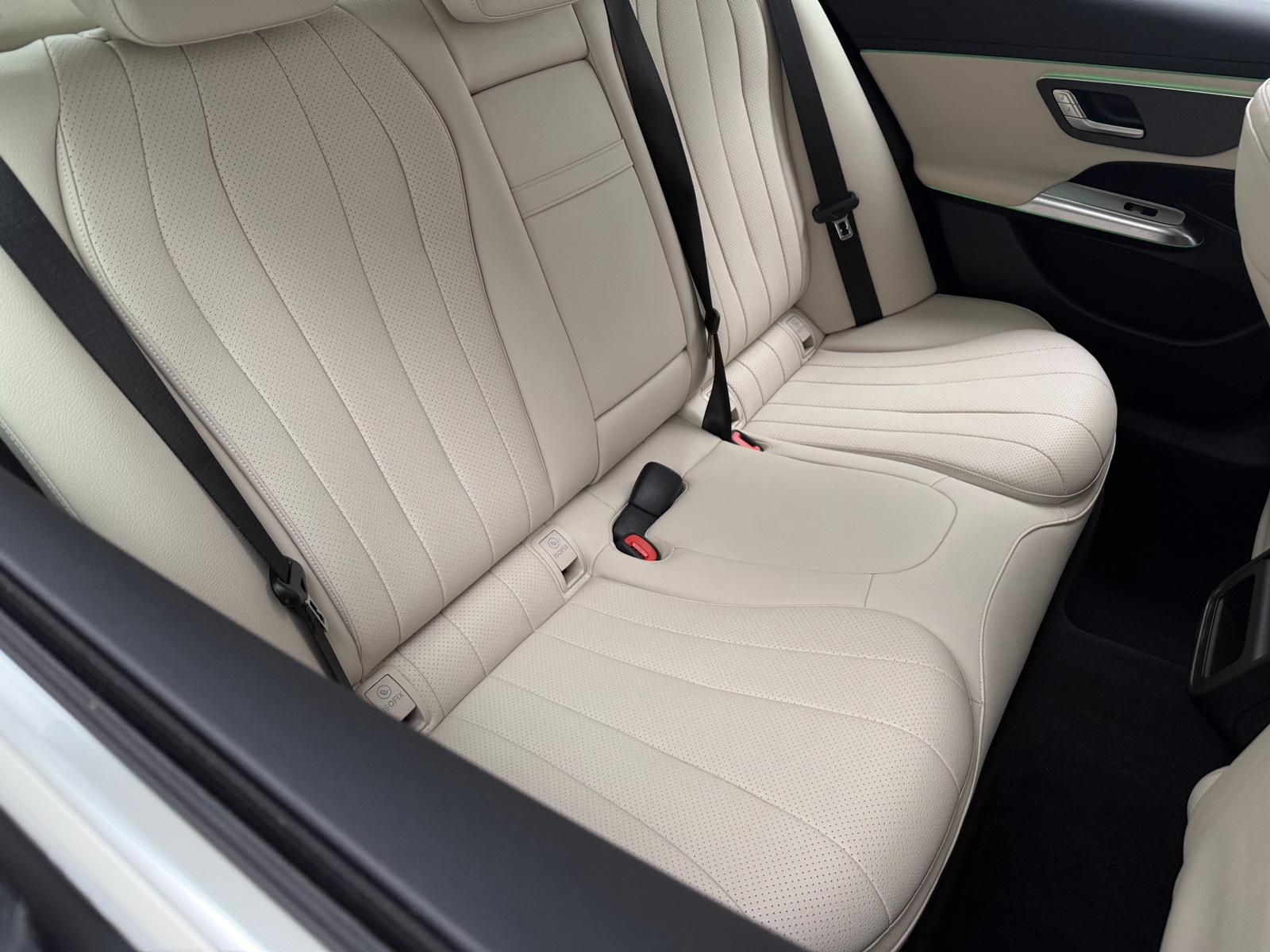 Thumbnail: 2025 Mercedes-Benz E-Class - 5