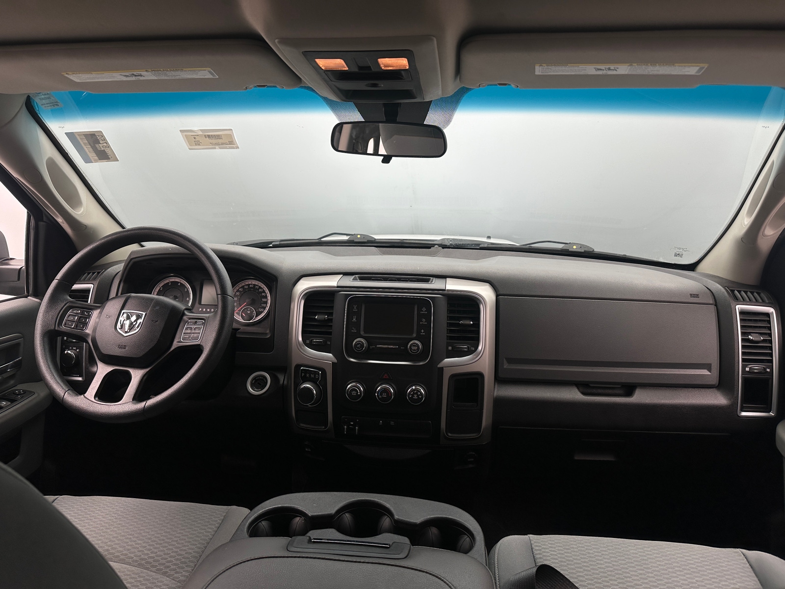 Thumbnail: 2019 RAM 1500 Classic - 3