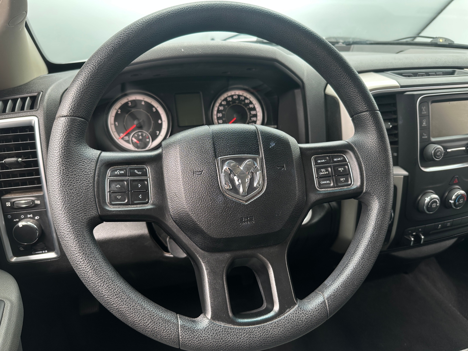 Thumbnail: 2019 RAM 1500 Classic - 5