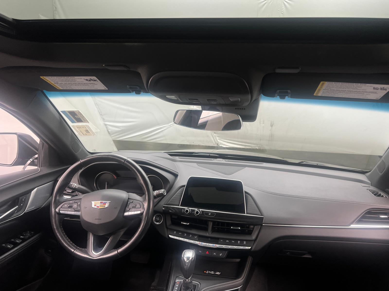 Thumbnail: 2023 Cadillac CT4 - 2