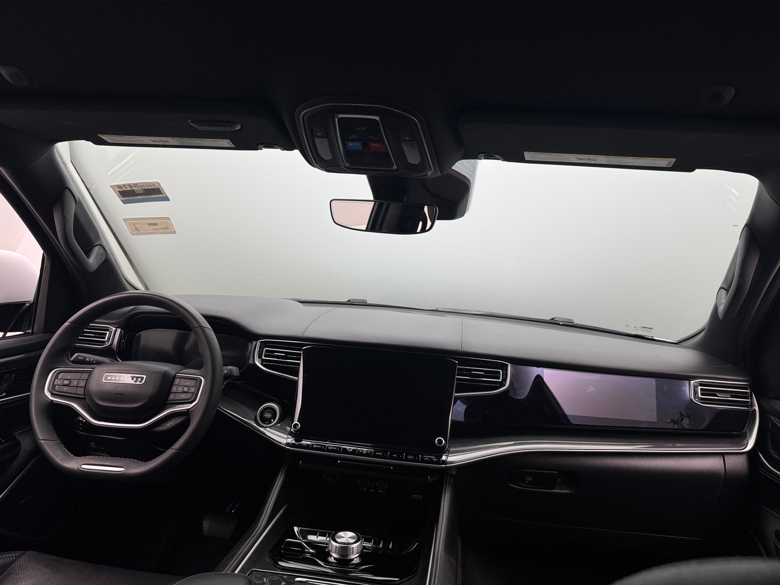 Thumbnail: 2022 Jeep Wagoneer - 2