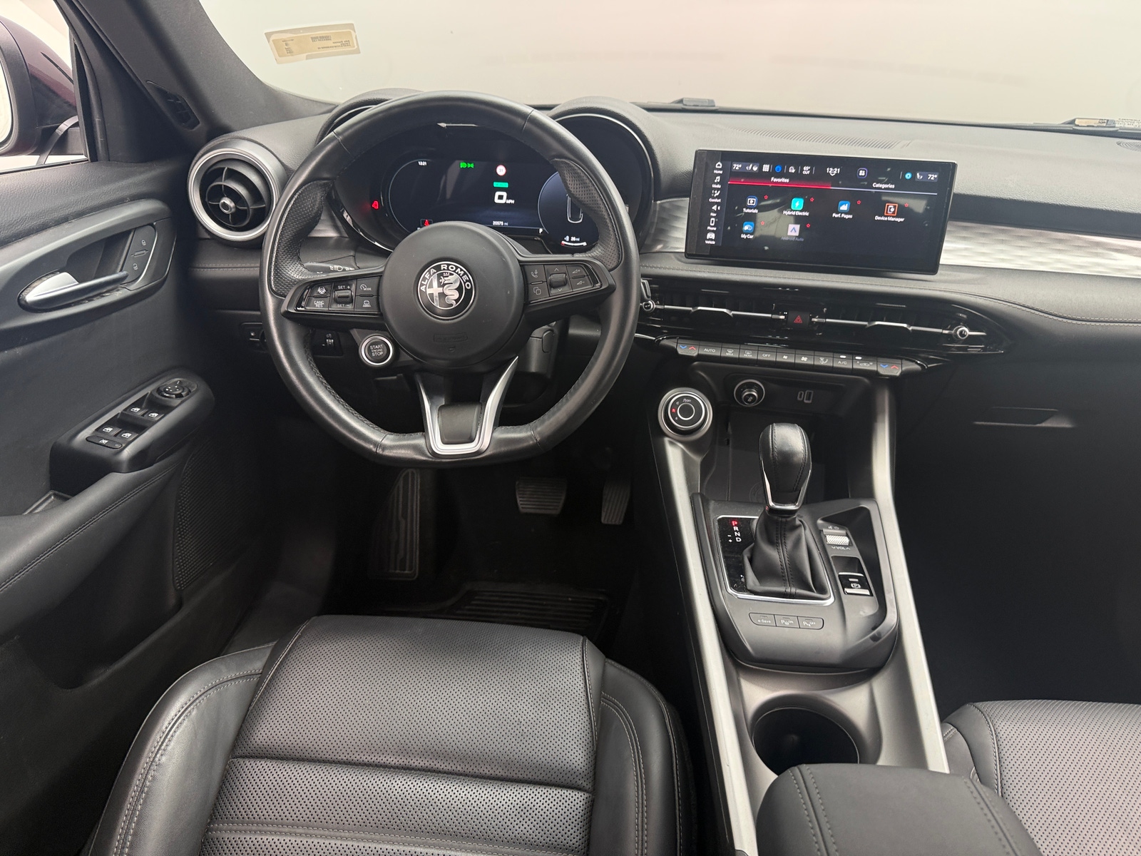 Thumbnail: 2024 Alfa Romeo Tonale - 5