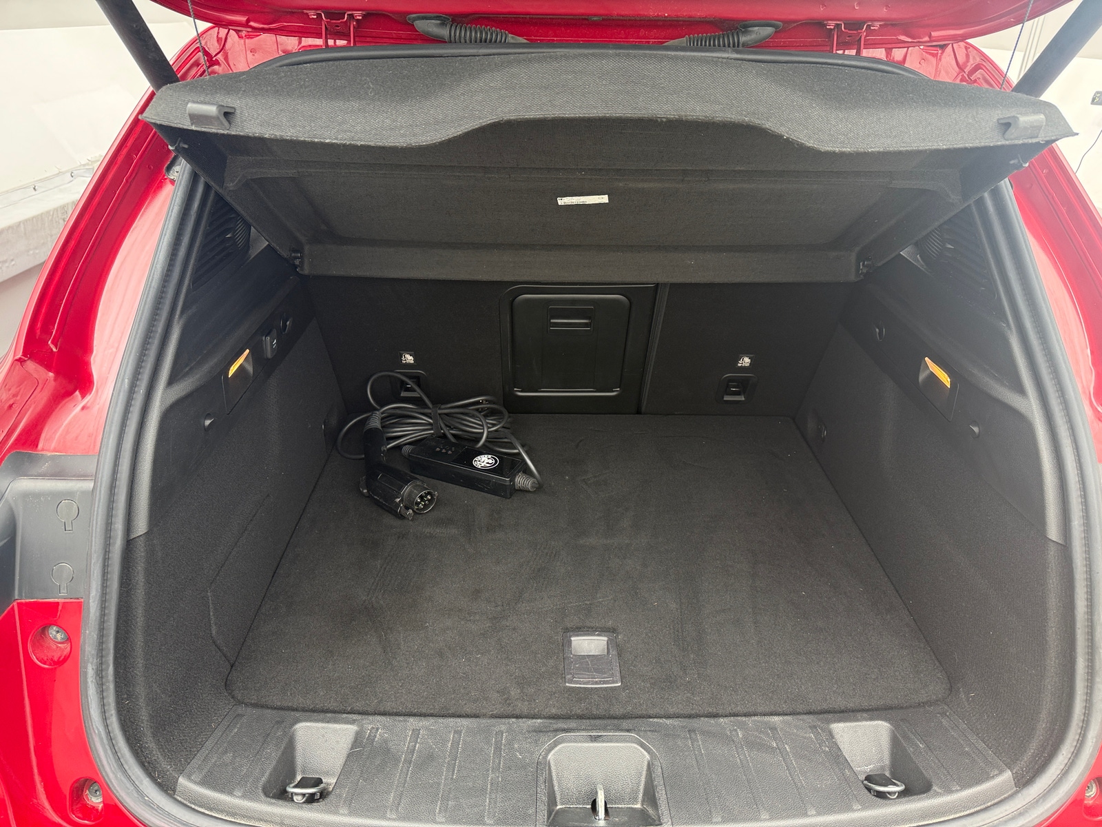 Thumbnail: 2024 Alfa Romeo Tonale - 7