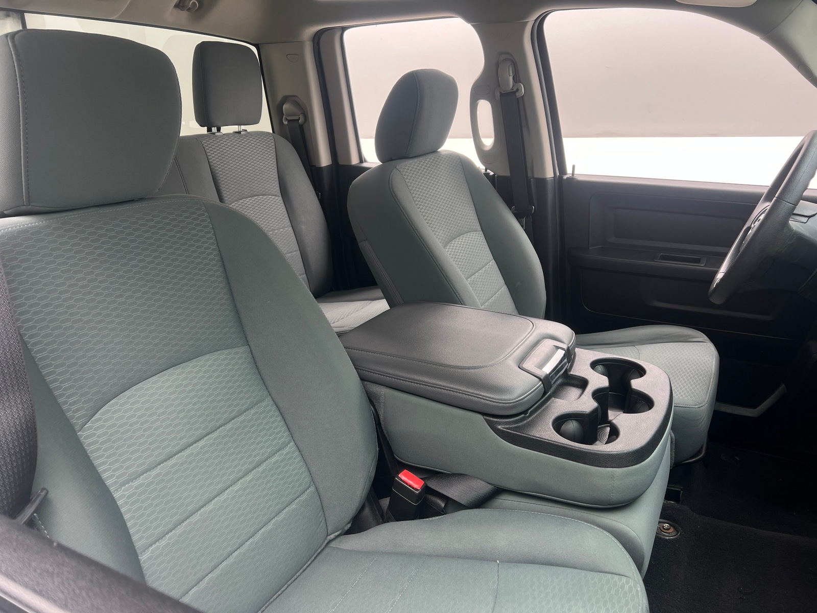 Thumbnail: 2019 RAM 1500 Classic - 2