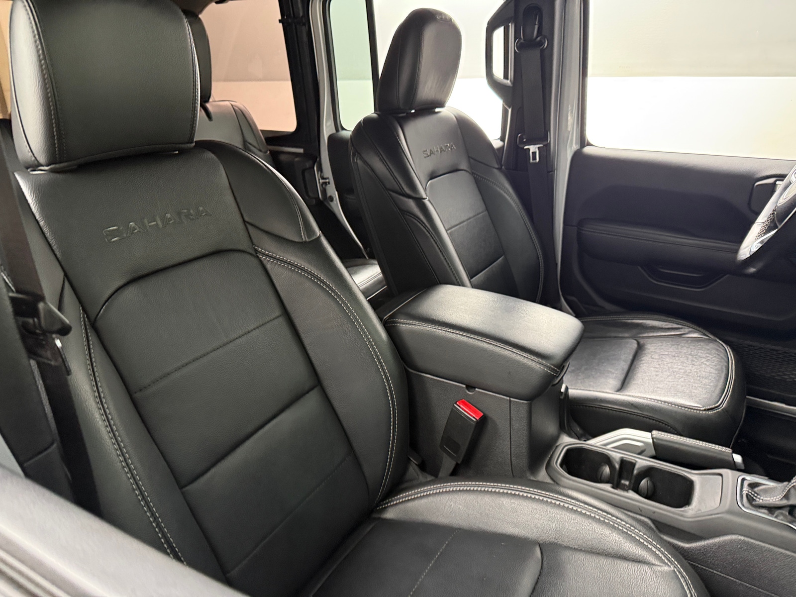 Thumbnail: 2022 Jeep Wrangler - 2