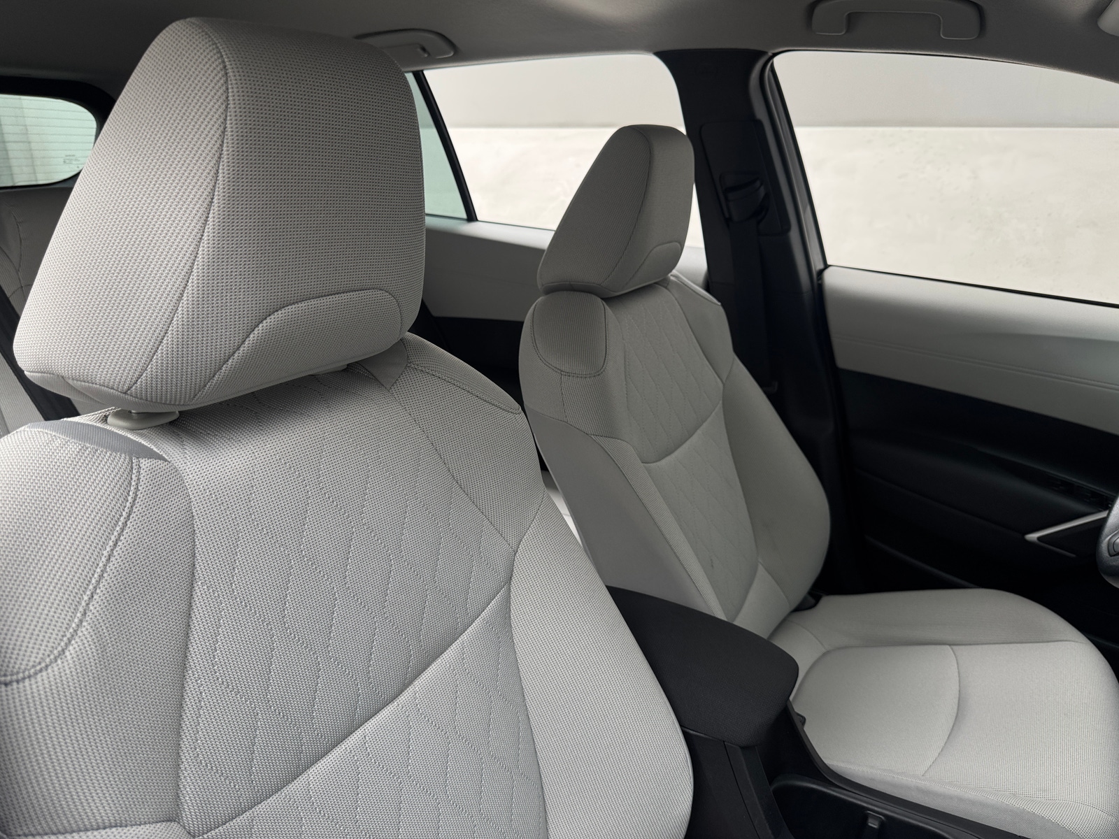 Thumbnail: 2025 Toyota Corolla Cross - 2