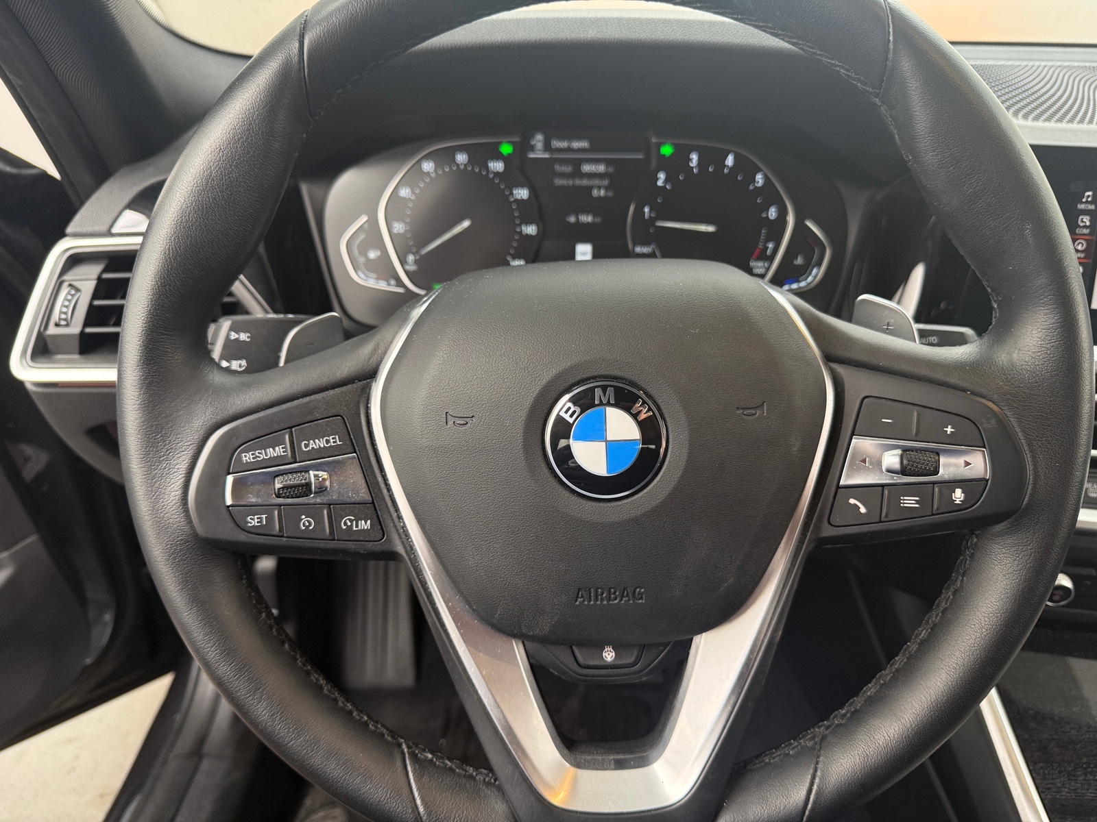 Thumbnail: 2021 BMW 3 Series - 4