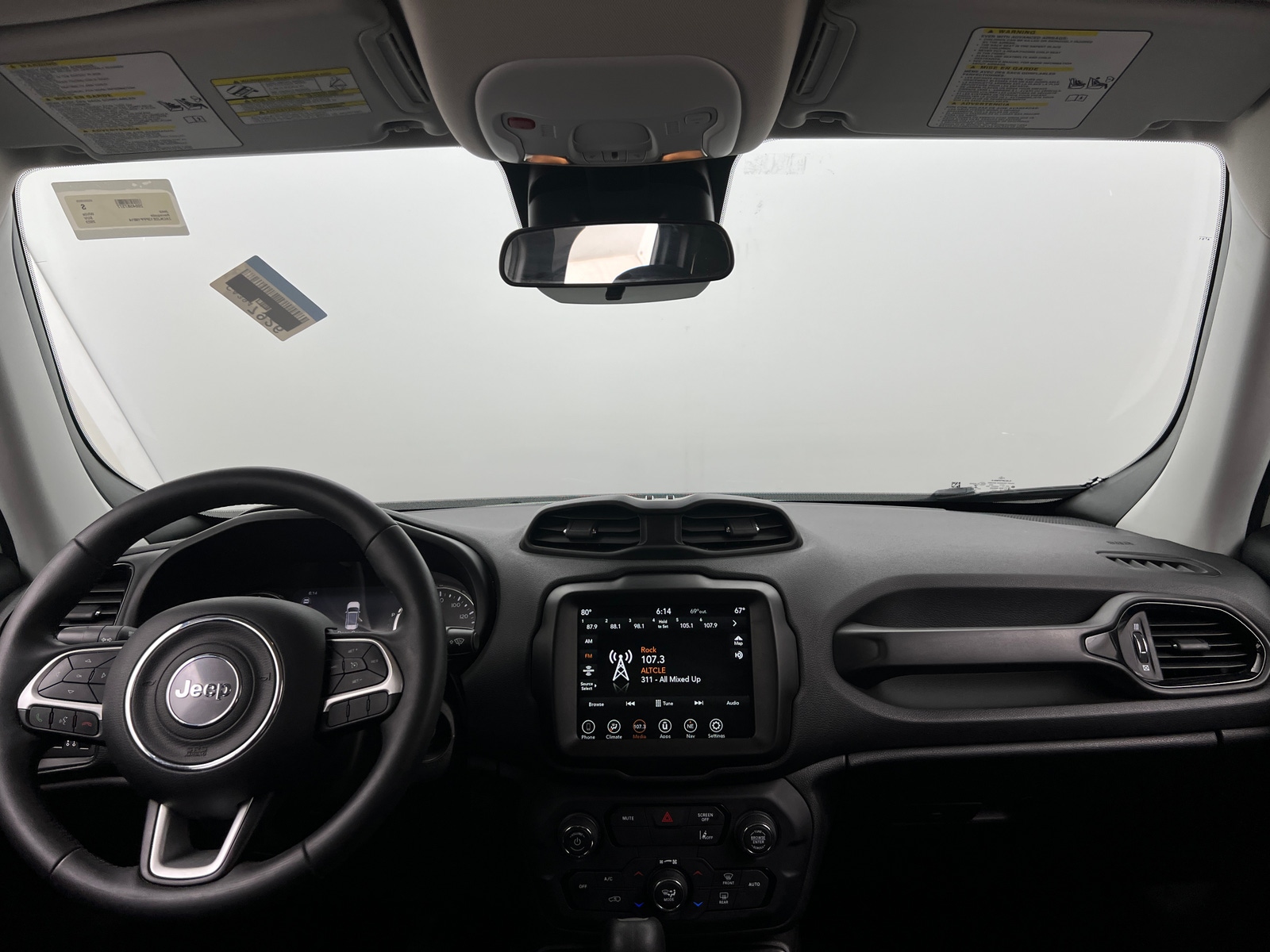 Thumbnail: 2023 Jeep Renegade - 3