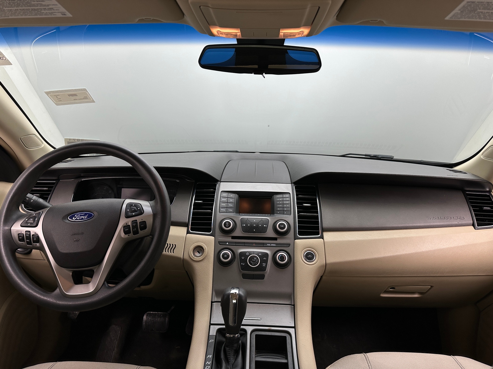 Thumbnail: 2016 Ford Taurus - 3