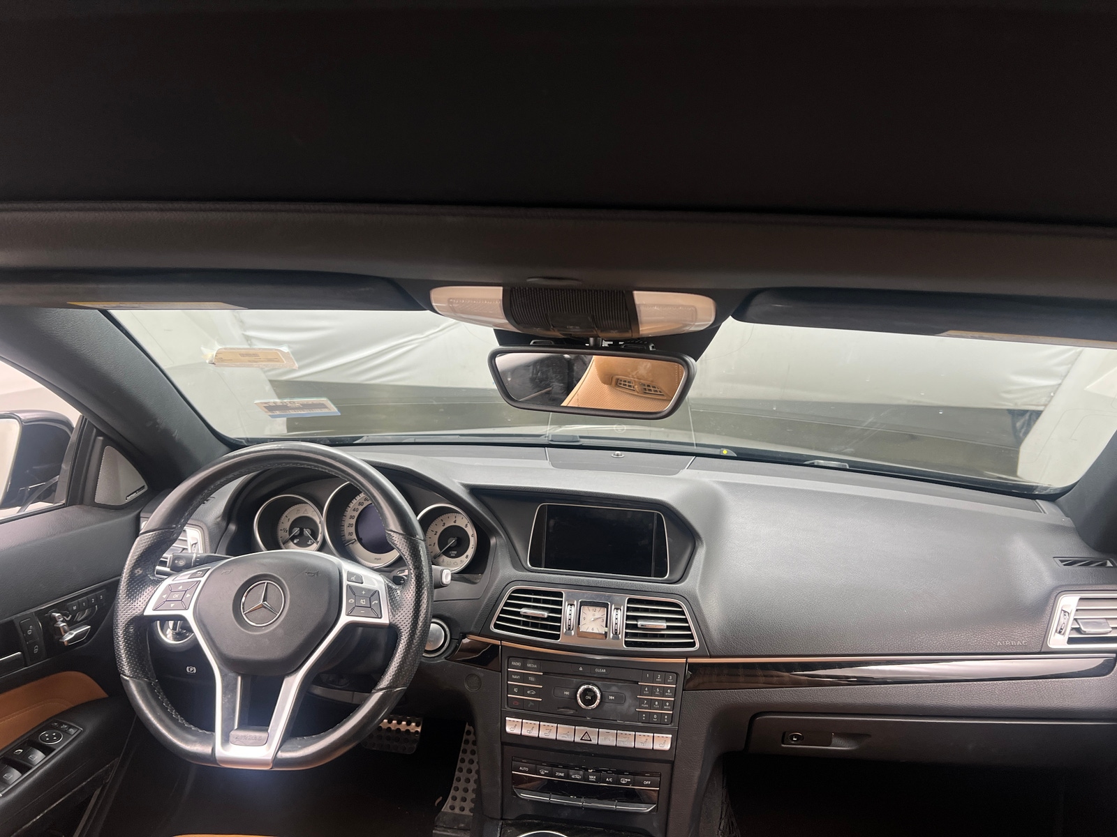 Thumbnail: 2016 Mercedes-Benz E-Class - 2