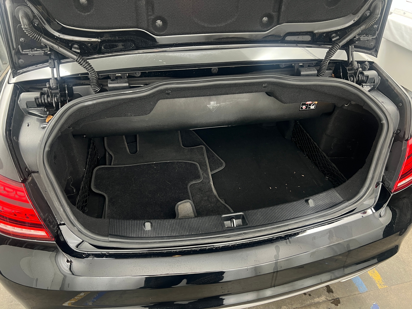 Thumbnail: 2016 Mercedes-Benz E-Class - 6