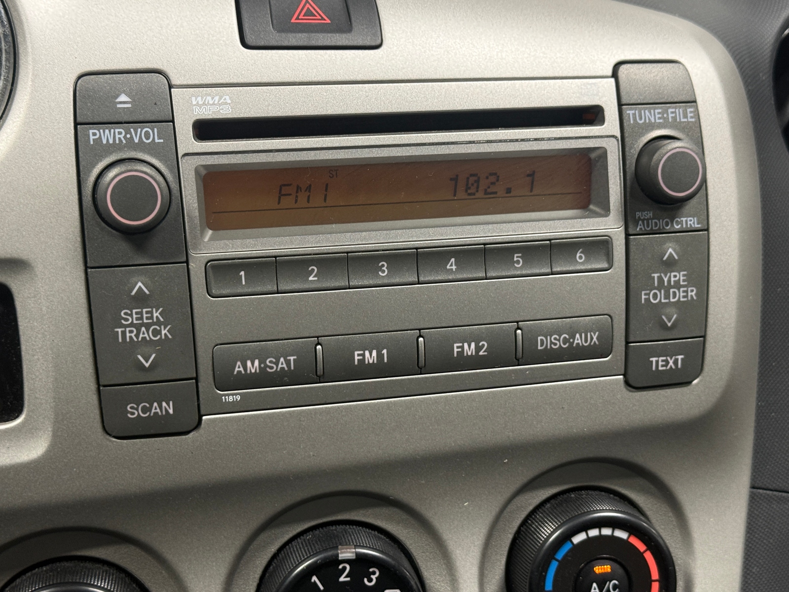 Thumbnail: 2010 Toyota Matrix - 4