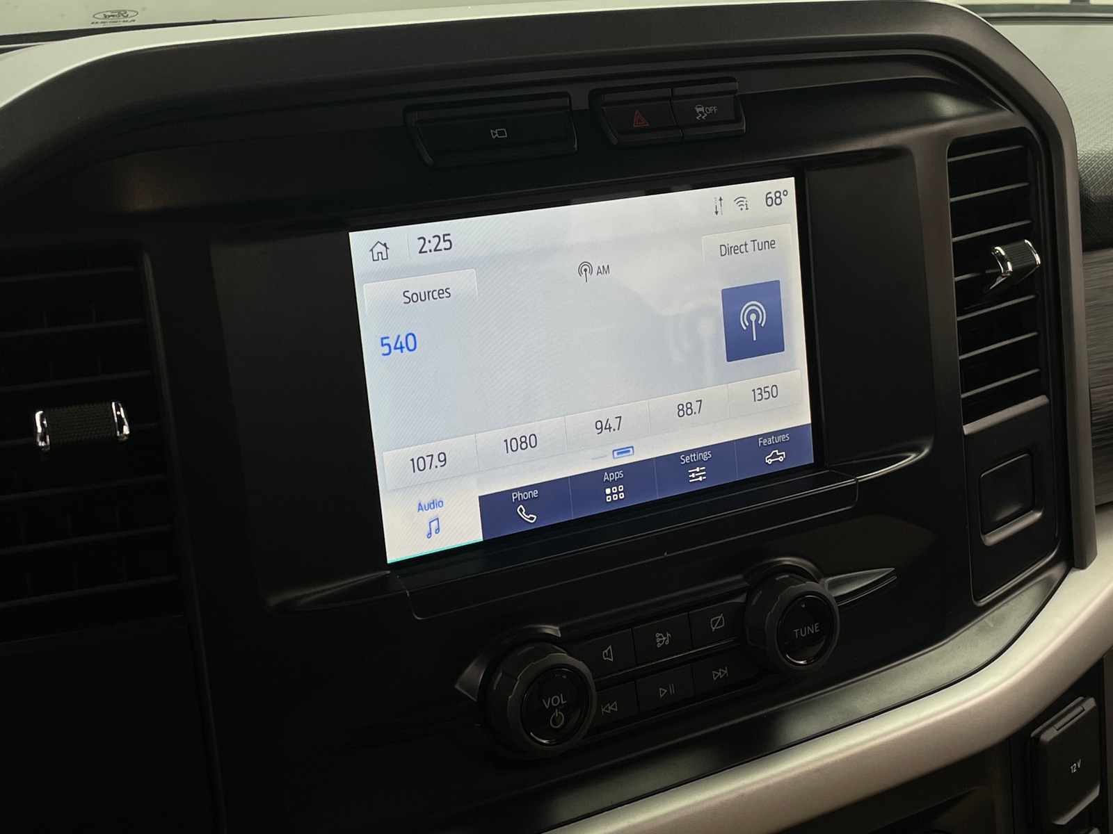 Thumbnail: 2023 Ford Econoline - 4