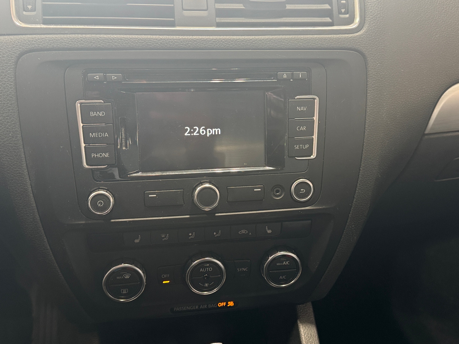 Thumbnail: 2013 Volkswagen Jetta - 3