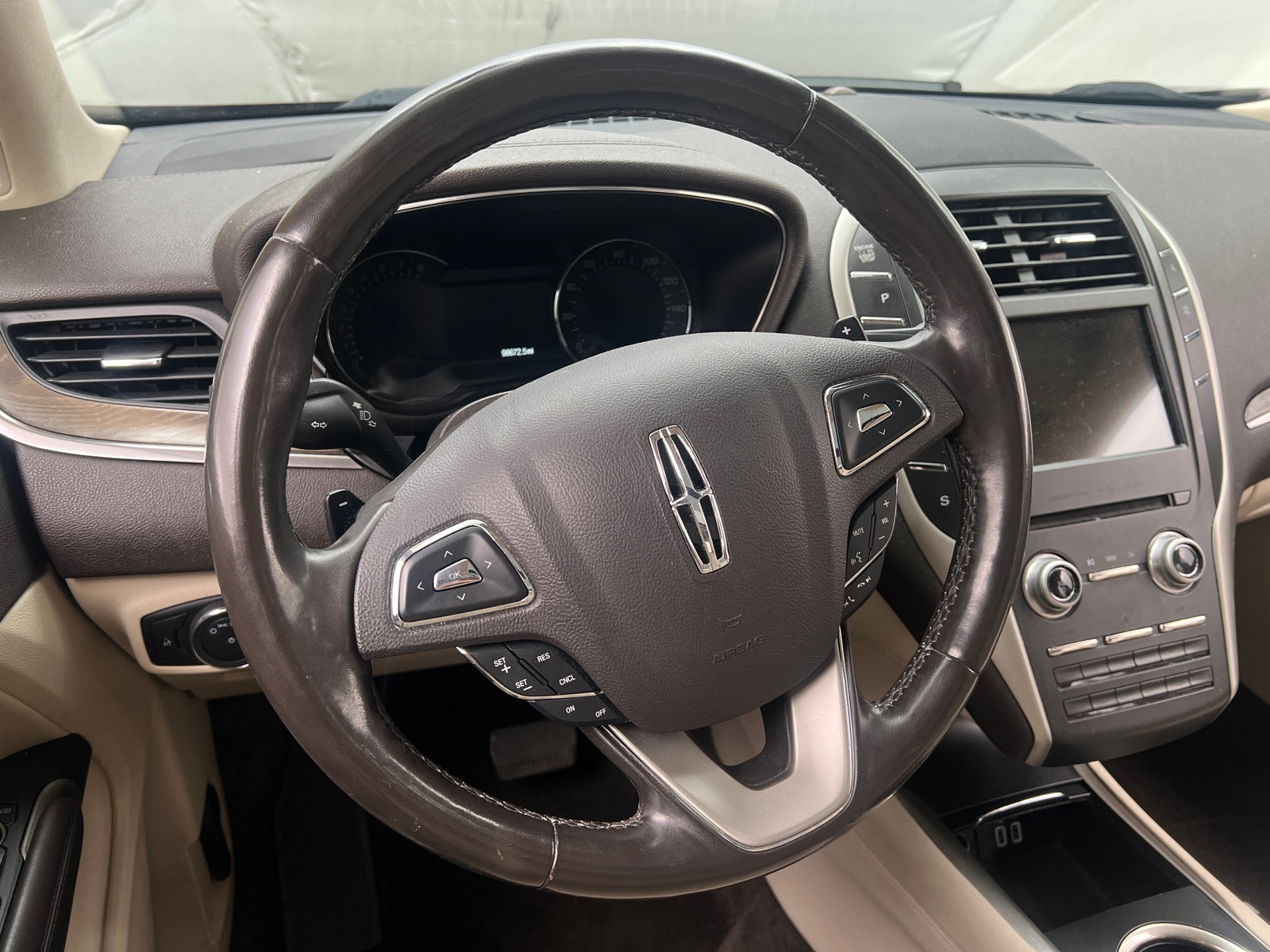 Thumbnail: 2017 Lincoln MKC - 4