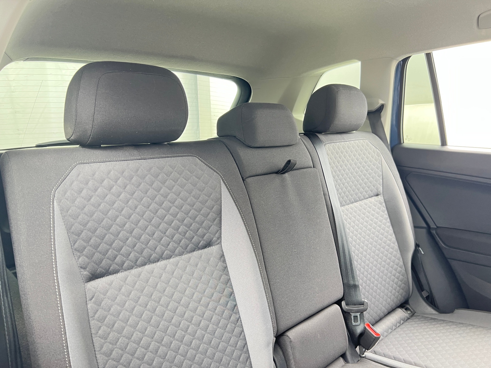 Thumbnail: 2018 Volkswagen Tiguan - 6