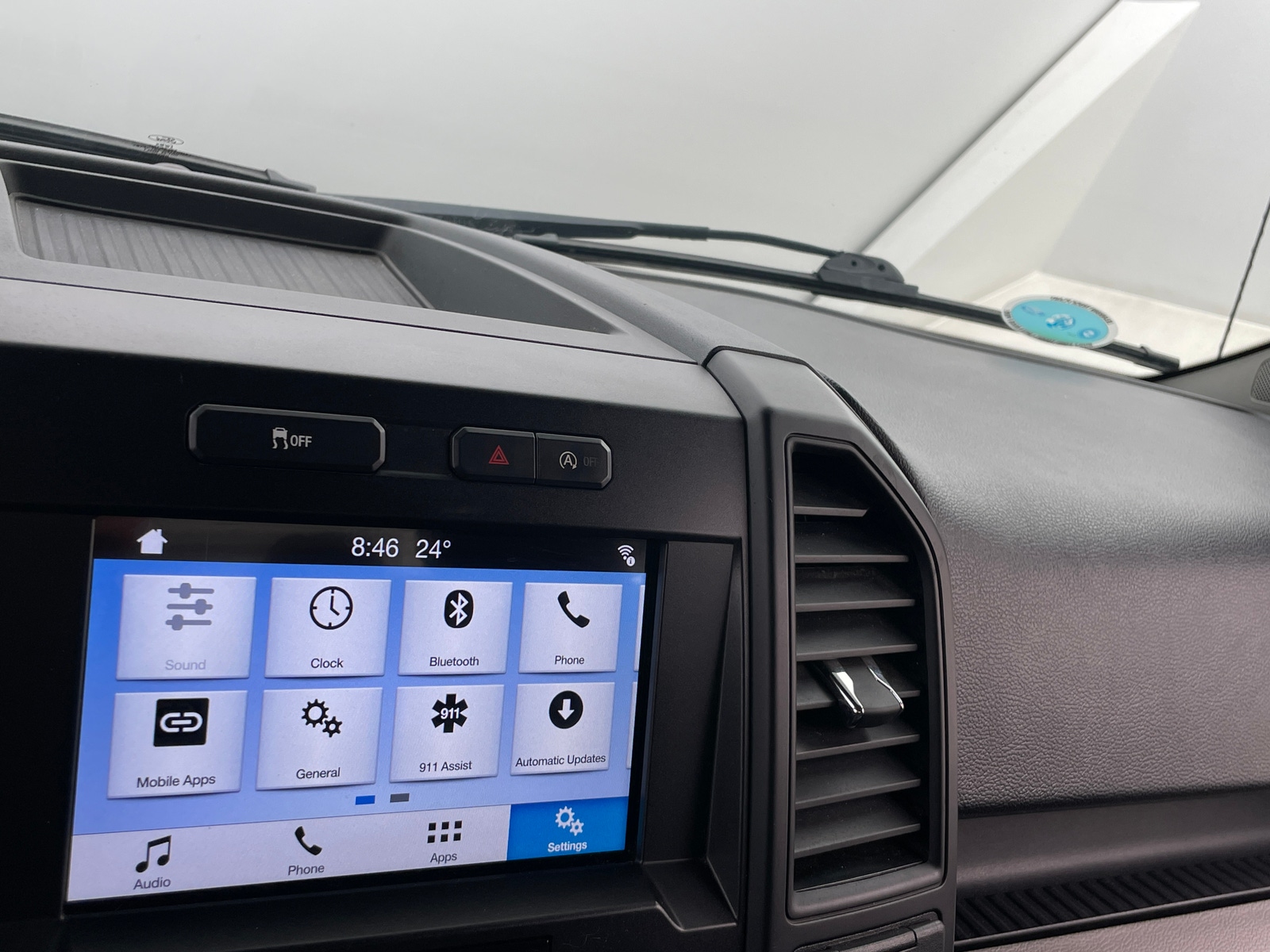 Thumbnail: 2019 Ford Econoline - 4