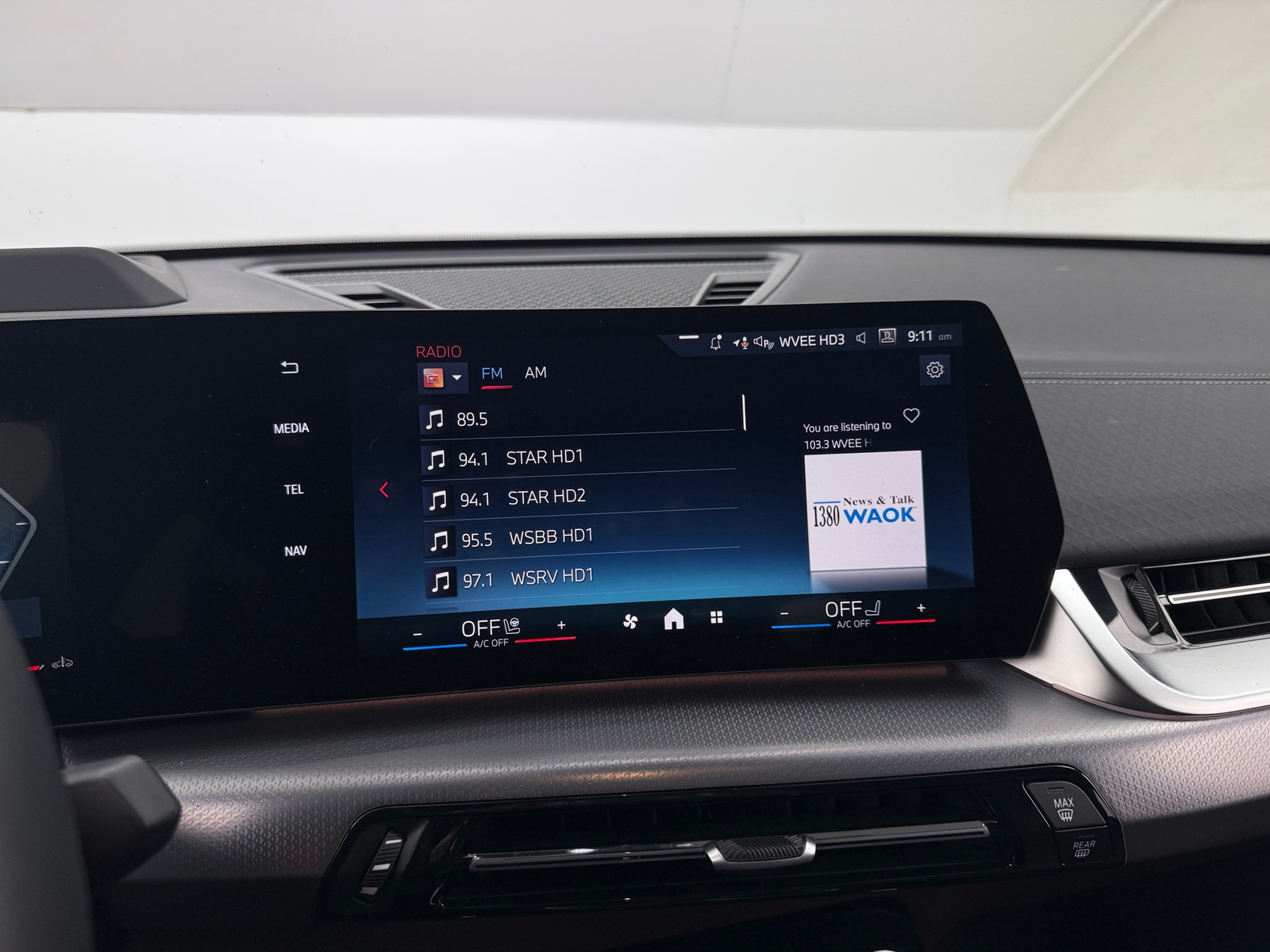 Thumbnail: 2025 BMW X2 - 3