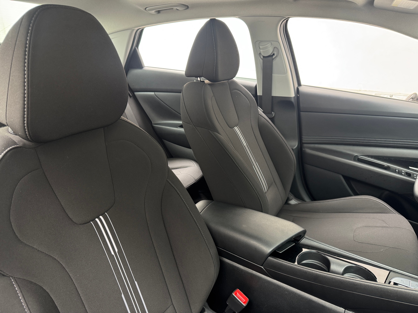 Thumbnail: 2025 Hyundai Elantra - 2