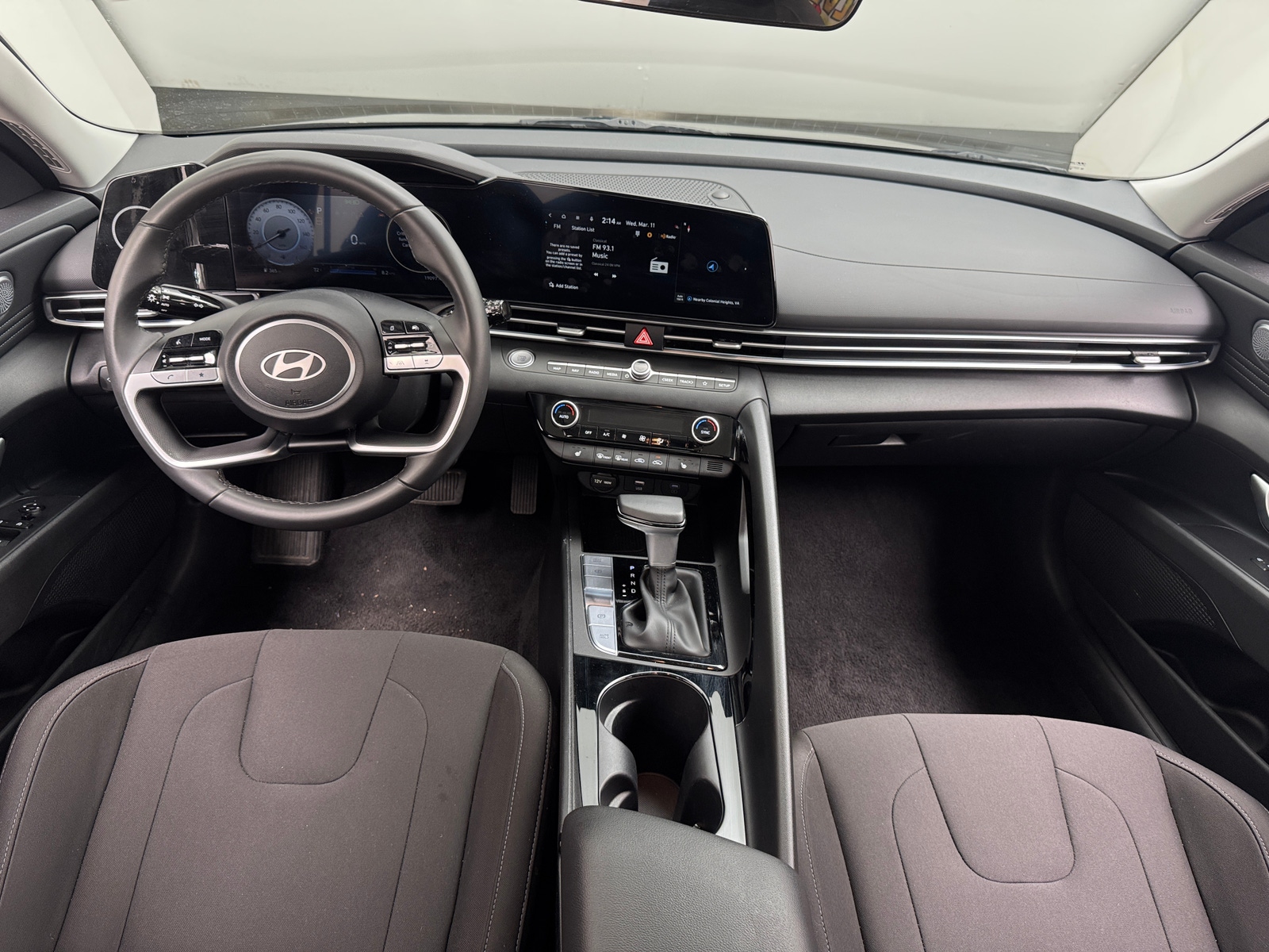 Thumbnail: 2025 Hyundai Elantra - 3