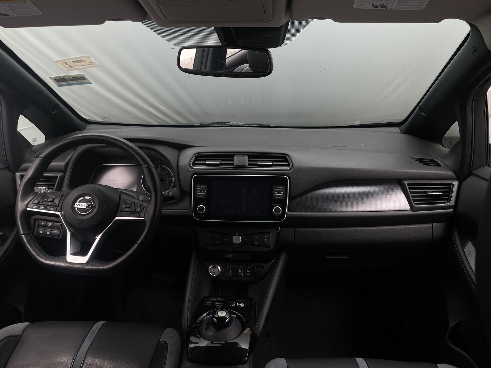 Thumbnail: 2022 Nissan Leaf - 2