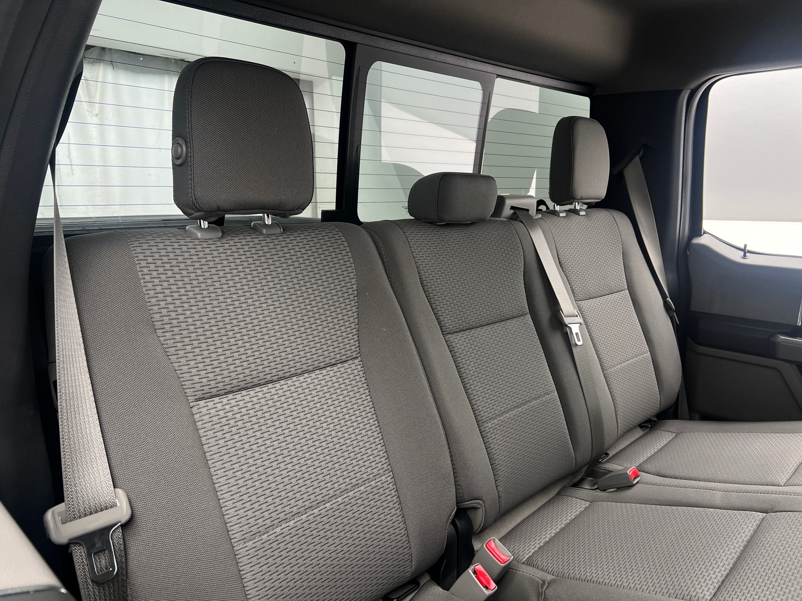 Thumbnail: 2017 Ford Econoline - 6