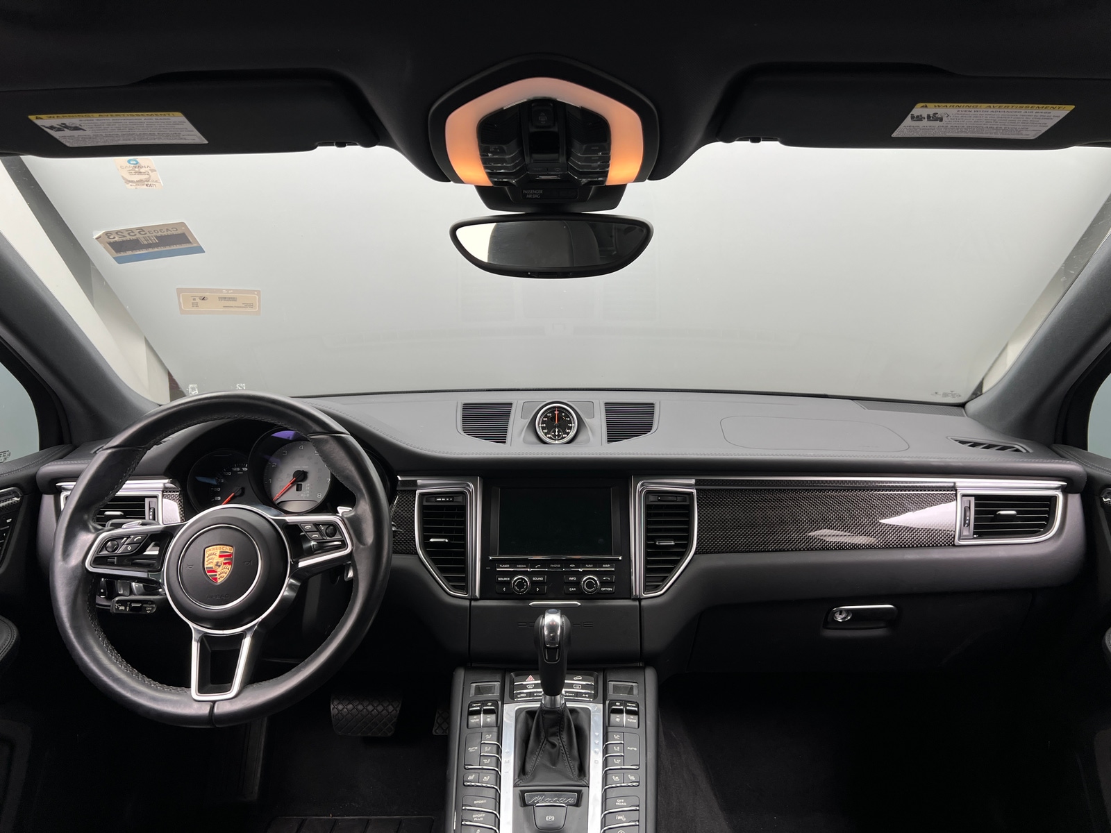 Thumbnail: 2015 Porsche Macan - 2