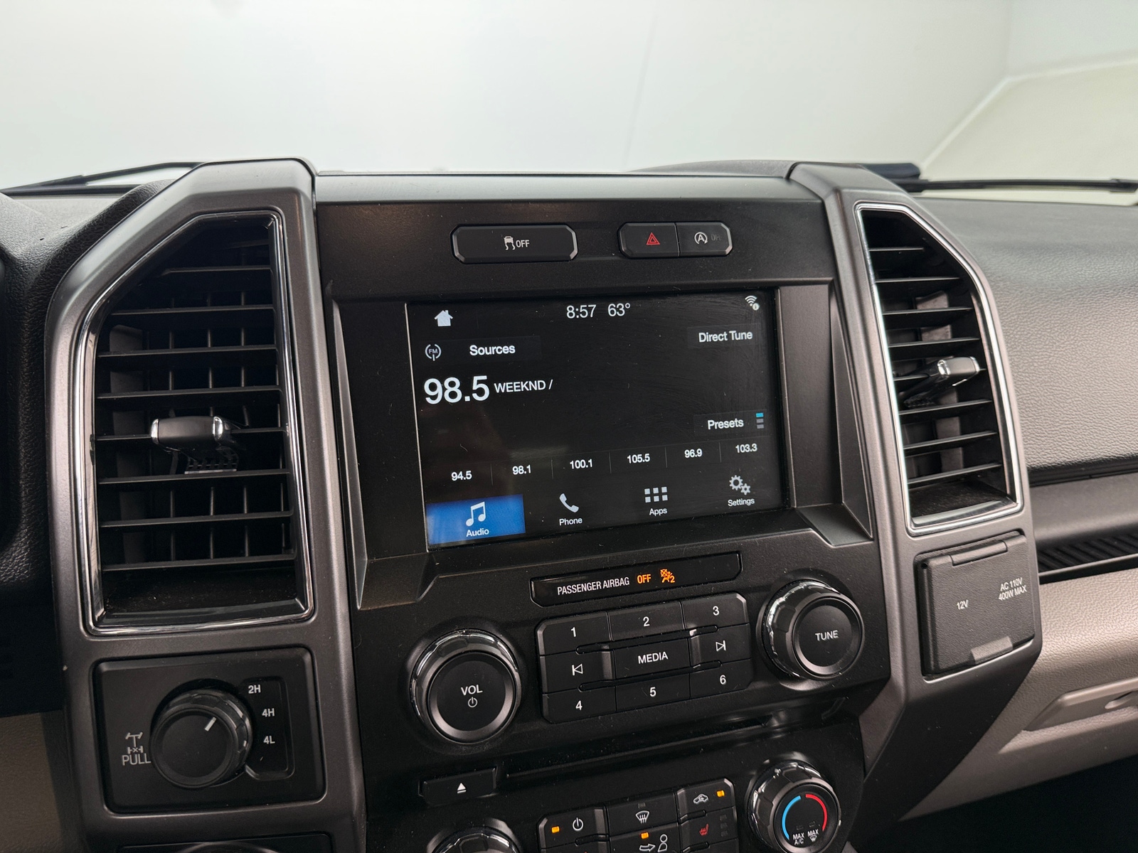 Thumbnail: 2017 Ford Econoline - 4